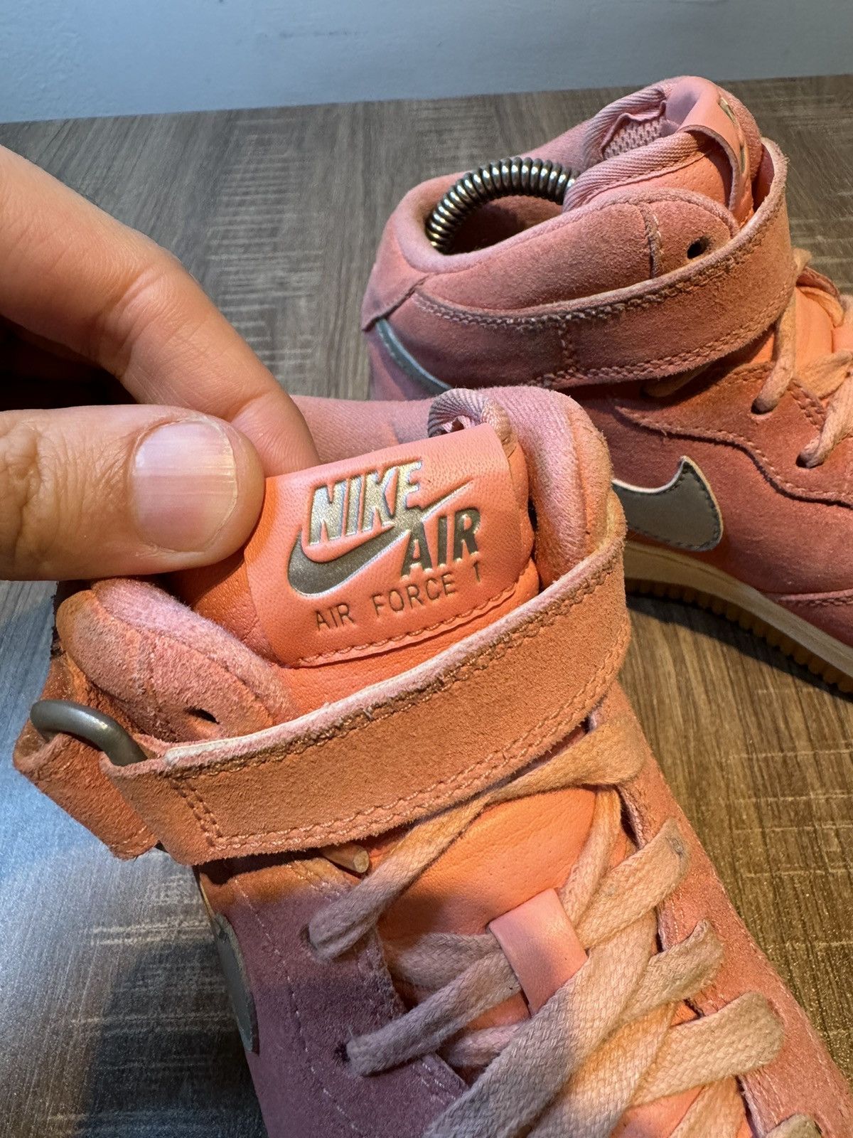Nike Nike Sample Womens Size 7 Air Force 1 Mid Pink Gum Sole Size US 7 / IT 37 - 7 Thumbnail