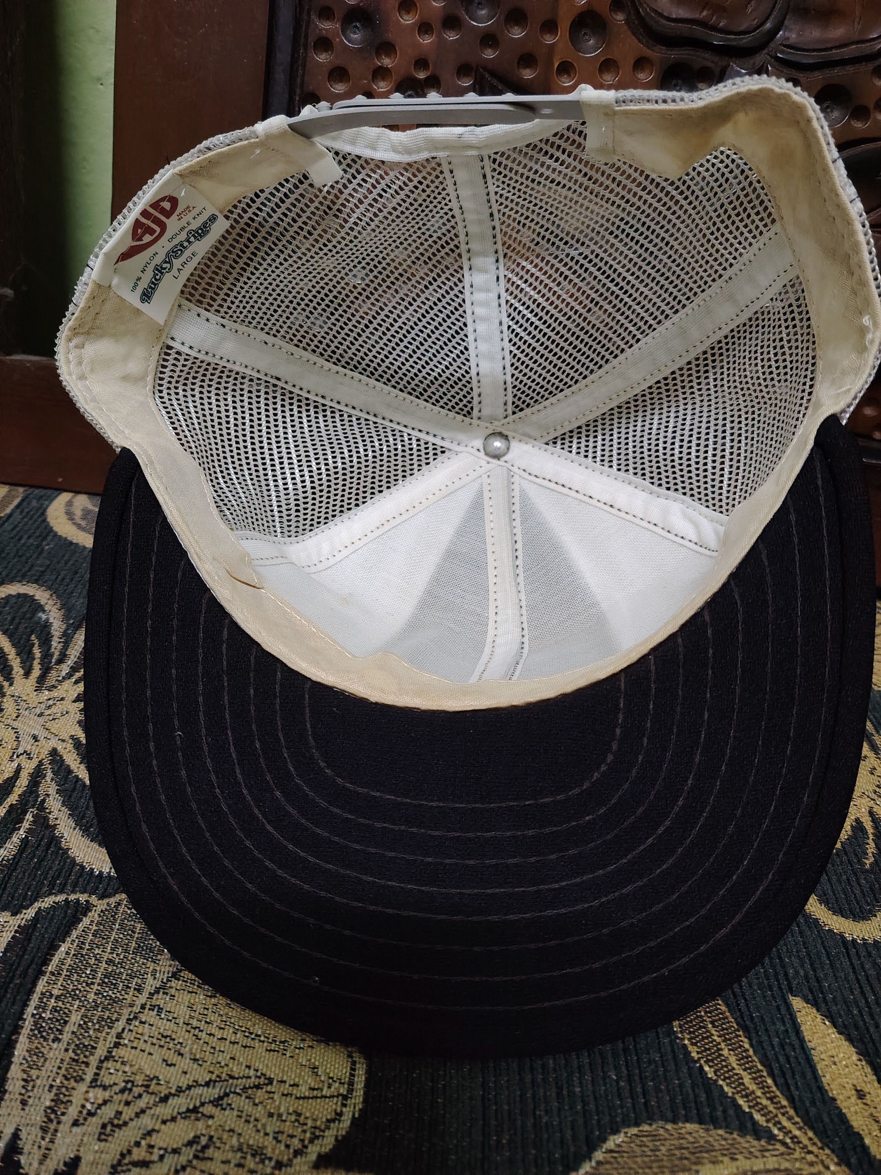 NFL × Vintage Vintage L.A. RAIDERS Trucker Cap SNAPBACK Lucky Stripes Size ONE SIZE - 5 Thumbnail