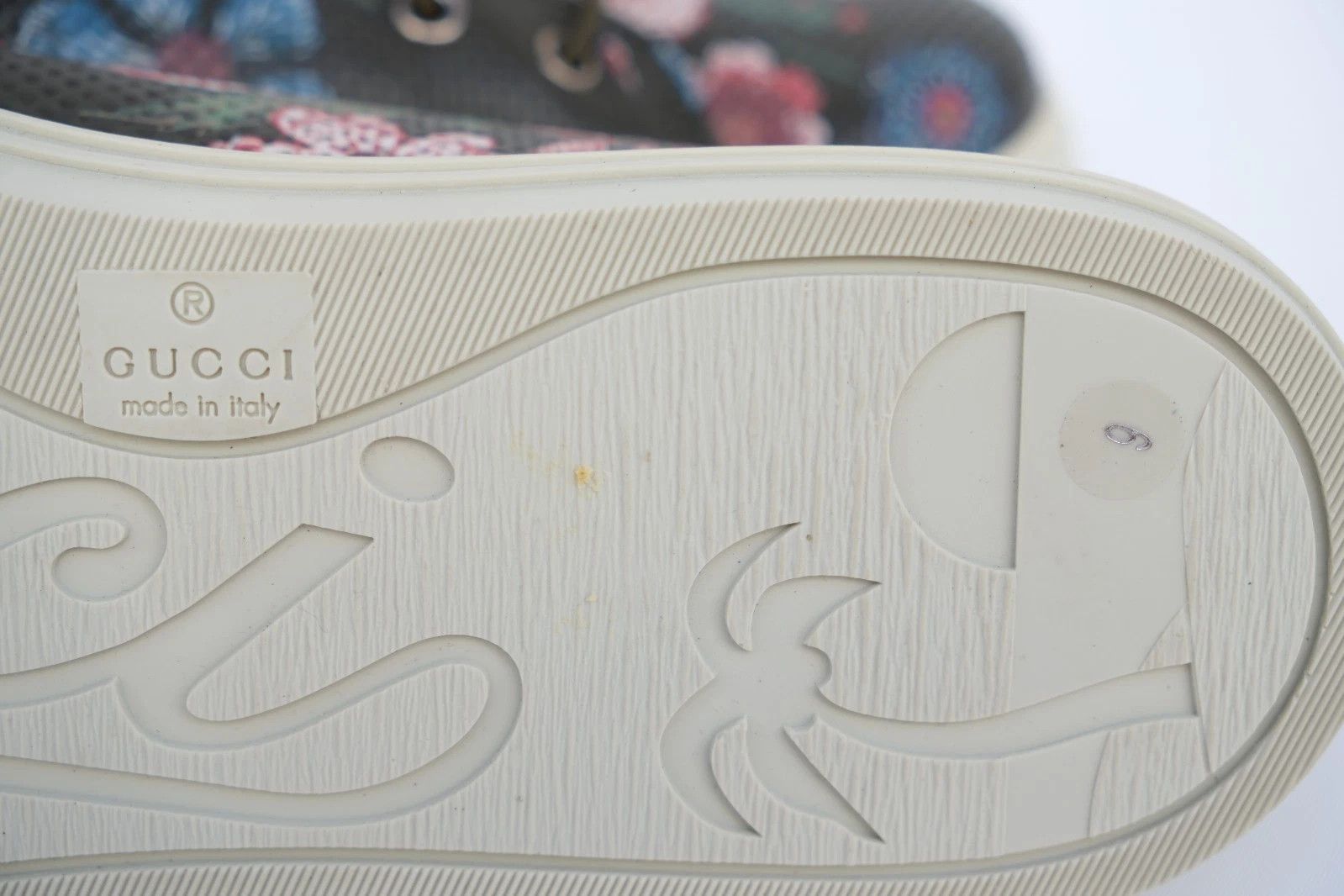 Gucci New Gucci Floral Leather Sneakers UK 9 US 10 EU 43 Size US 11.5 / IT 41.5 - 7 Thumbnail