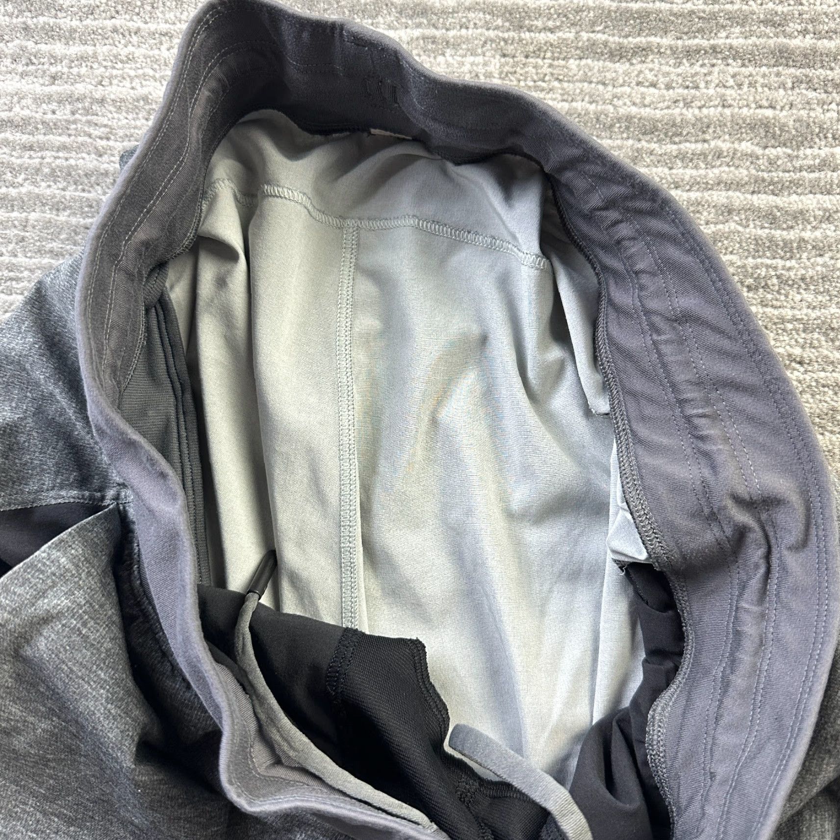 Lululemon Lululemon Shorts Mens Medium Gray 8" Running The Product Size US 31 - 6 Thumbnail