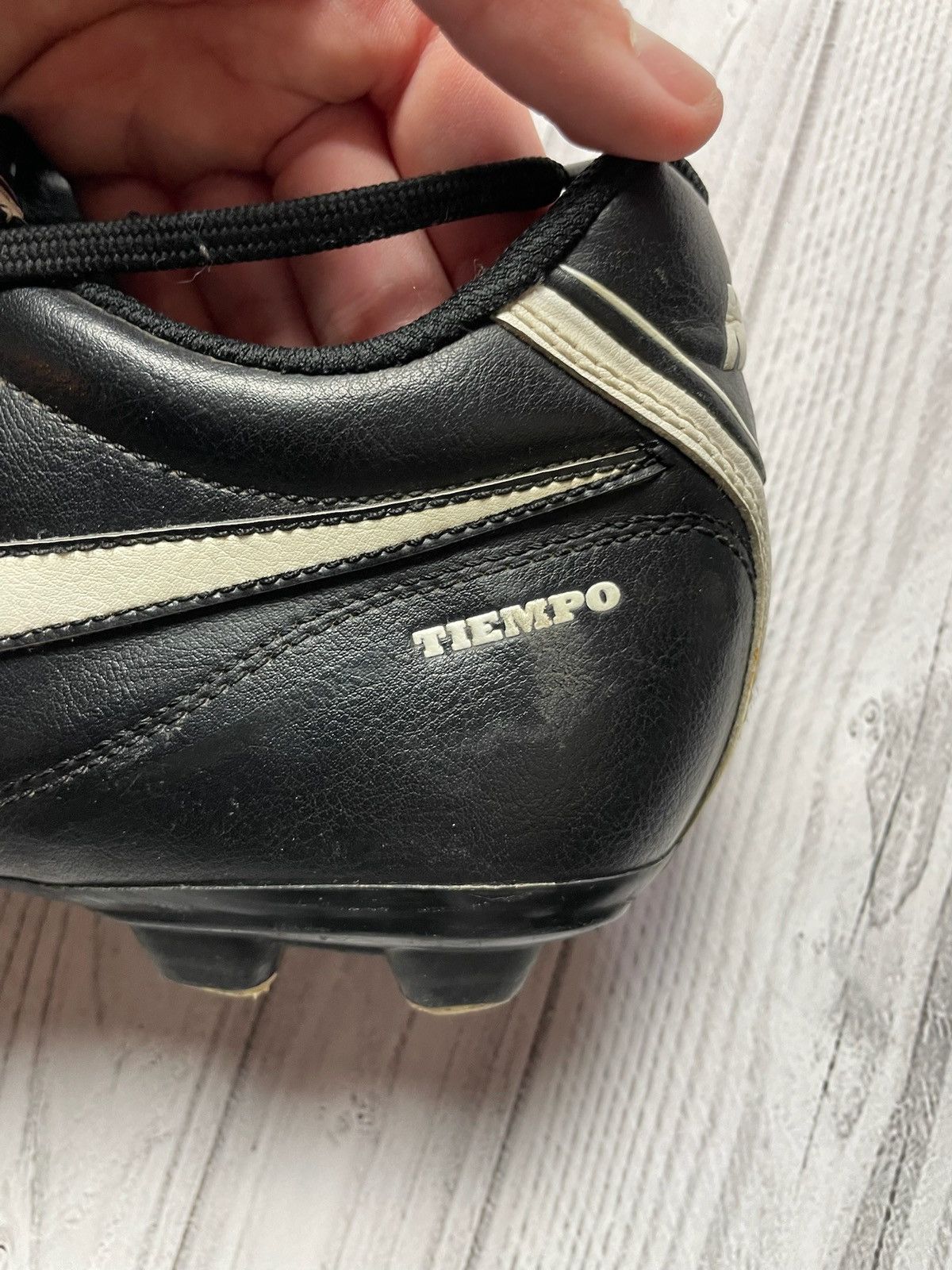Nike × Vintage Vintage Nike tiempo soccer boots size US 12 logo Size US 12 / EU 45 - 8 Thumbnail