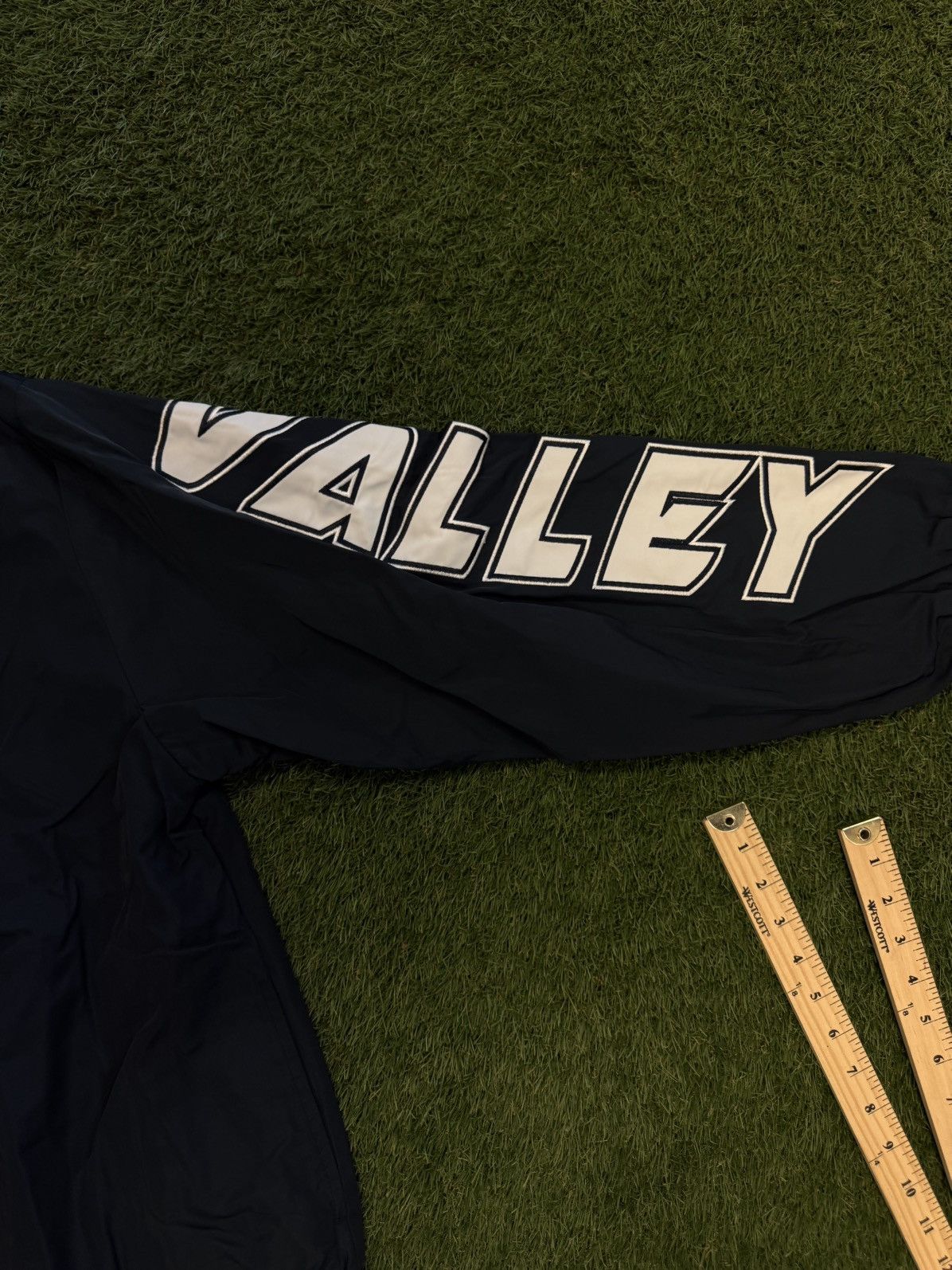 Vale Valley Track Jacket Size (L) Brand New Blue Size US L / EU 52-54 / 3 - 4 Thumbnail