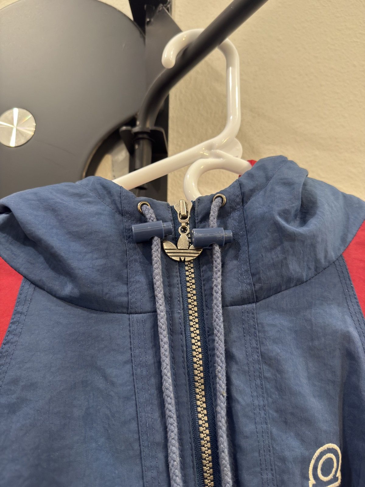 Adidas 1990s Adidas color-block hooded windbreaker jacket Size US XL / EU 56 / 4 - 4 Thumbnail