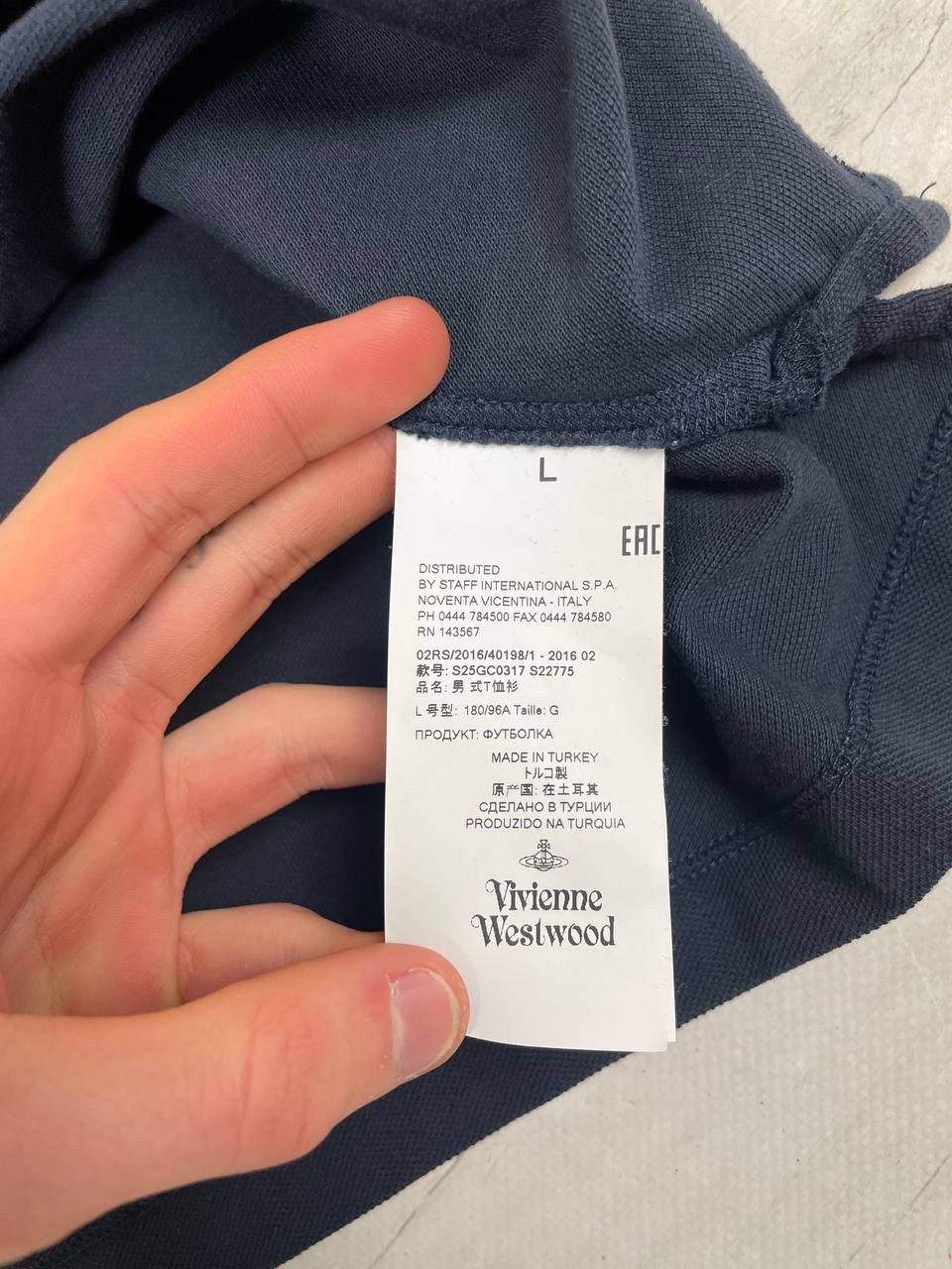 Vivienne Westwood Vivienne Westwood Polo Shirt Logo Orb Luxury Size US L / EU 52-54 / 3 - 15 Thumbnail
