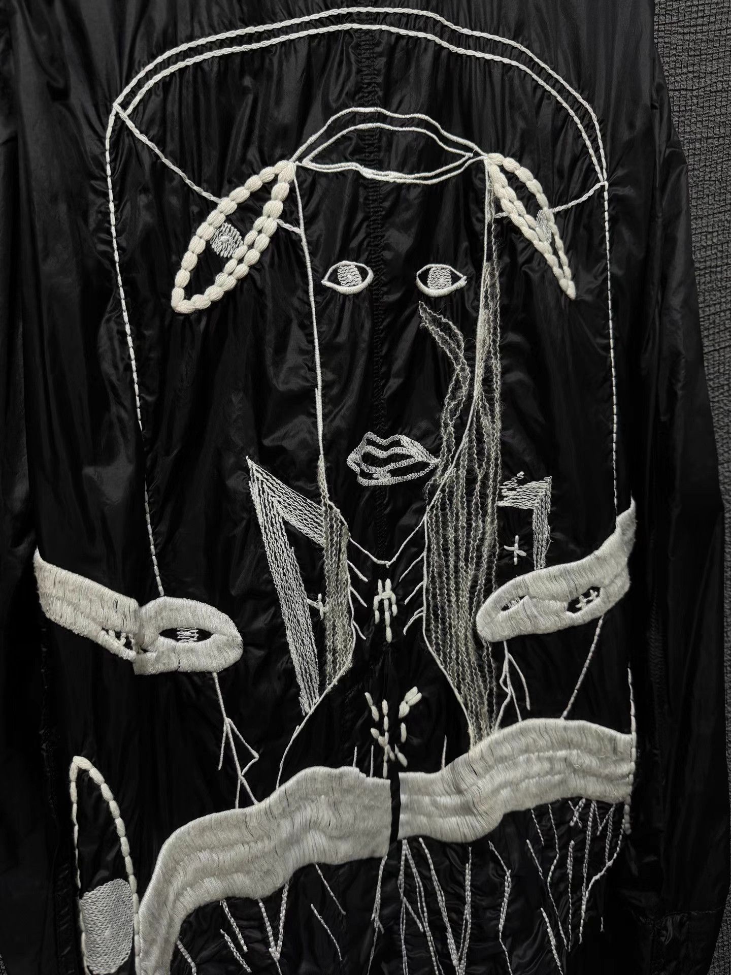 Rick Owens Rick Owens 15SS runway mainline embroidered trench coat Size US S / EU 44-46 / 1 - 2 Thumbnail