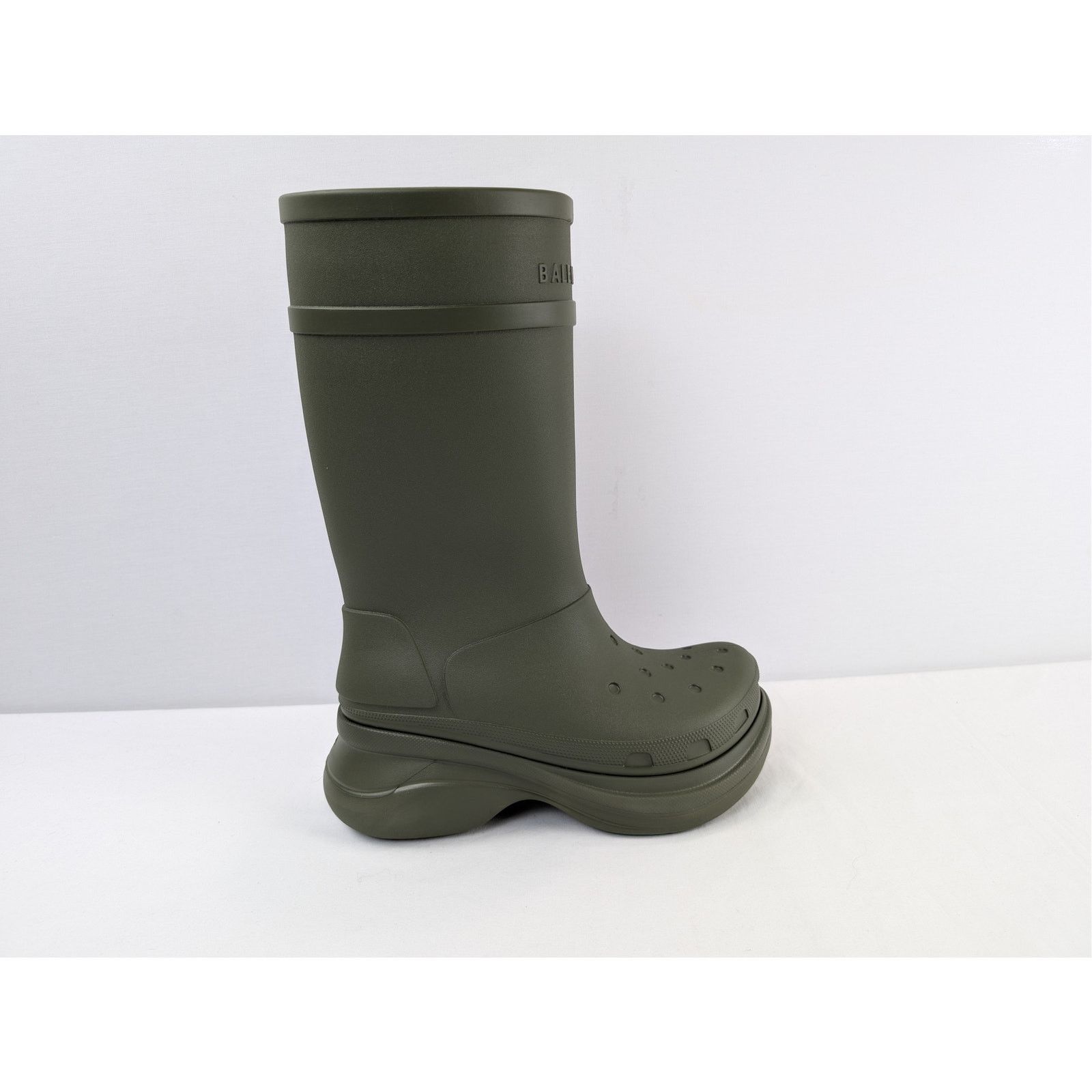 Balenciaga o1rshd1 Rubber Crocs Boot in Army Green Size US 11 / EU 44 - 4 Thumbnail