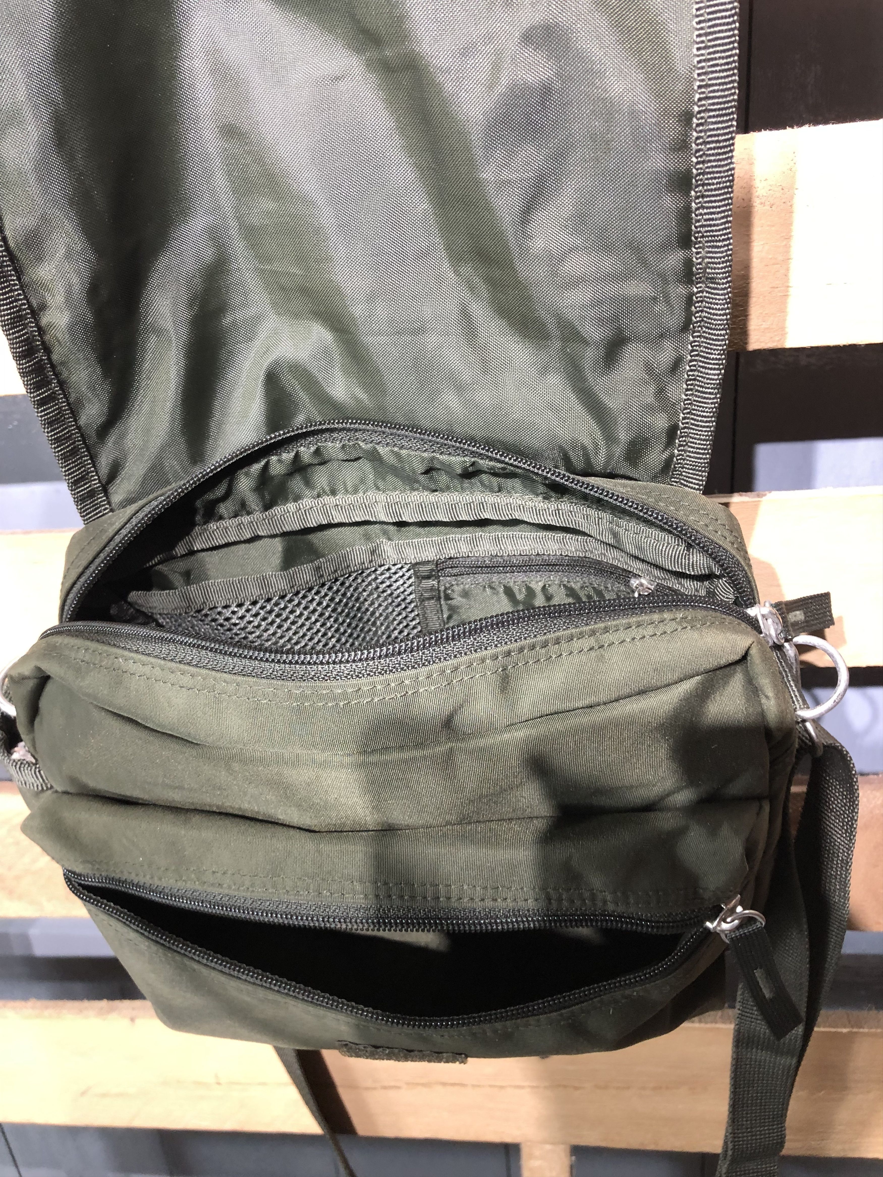 Japanese Brand Japanese Olive Green Style Nylon Crossbodybag Size ONE SIZE - 5 Thumbnail