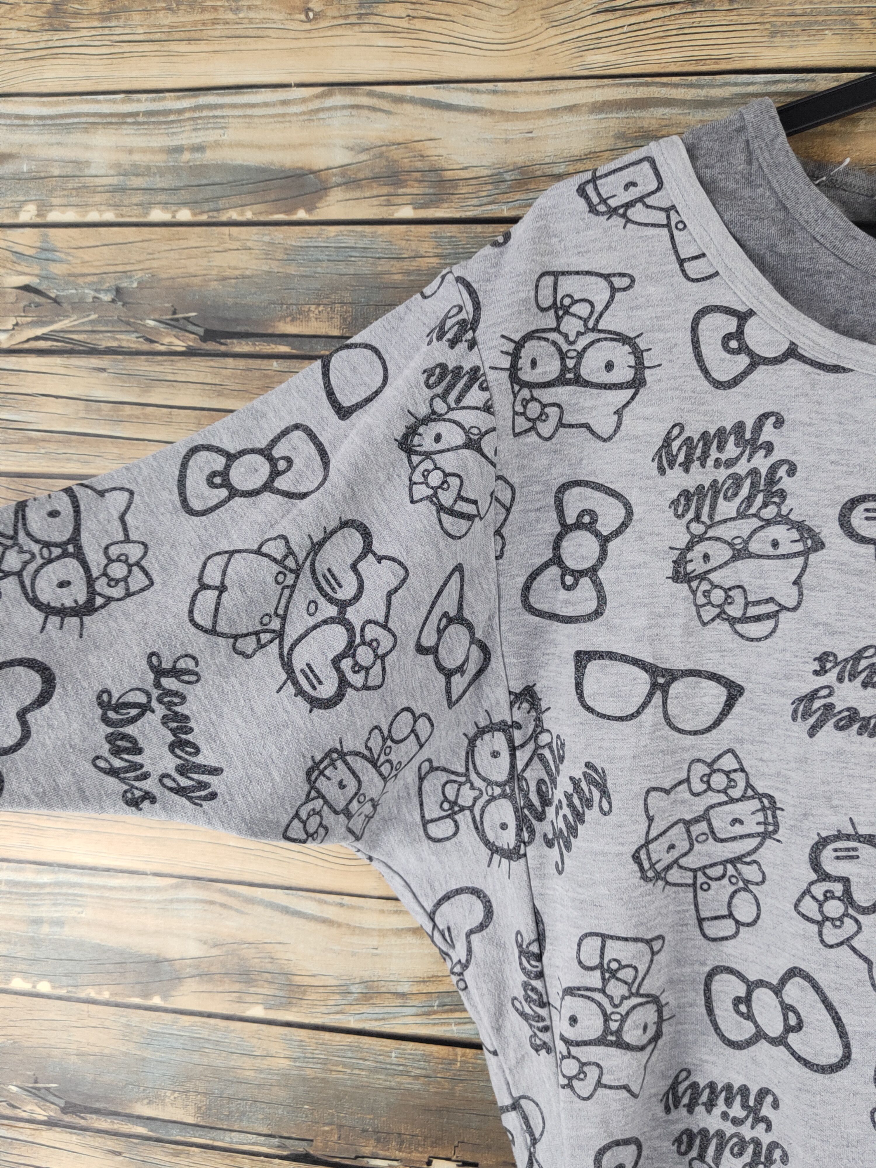 Cartoon Network DL Hello Kitty Gray cartoon vintage Sweatshirts #2505 Size M / US 6-8 / IT 42-44 - 4 Thumbnail