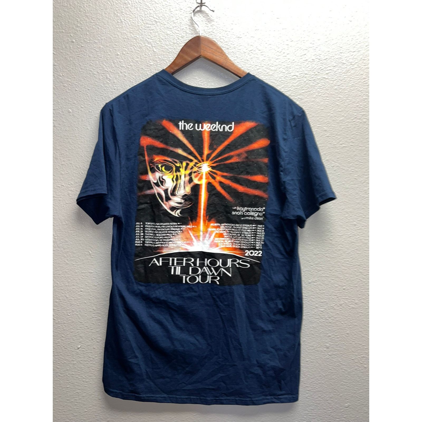 Fruit Of The Loom The Weeknd Shirt After Hours Till Dawn Tour Weekend Tee M Size US M / EU 48-50 / 2 - 7 Thumbnail