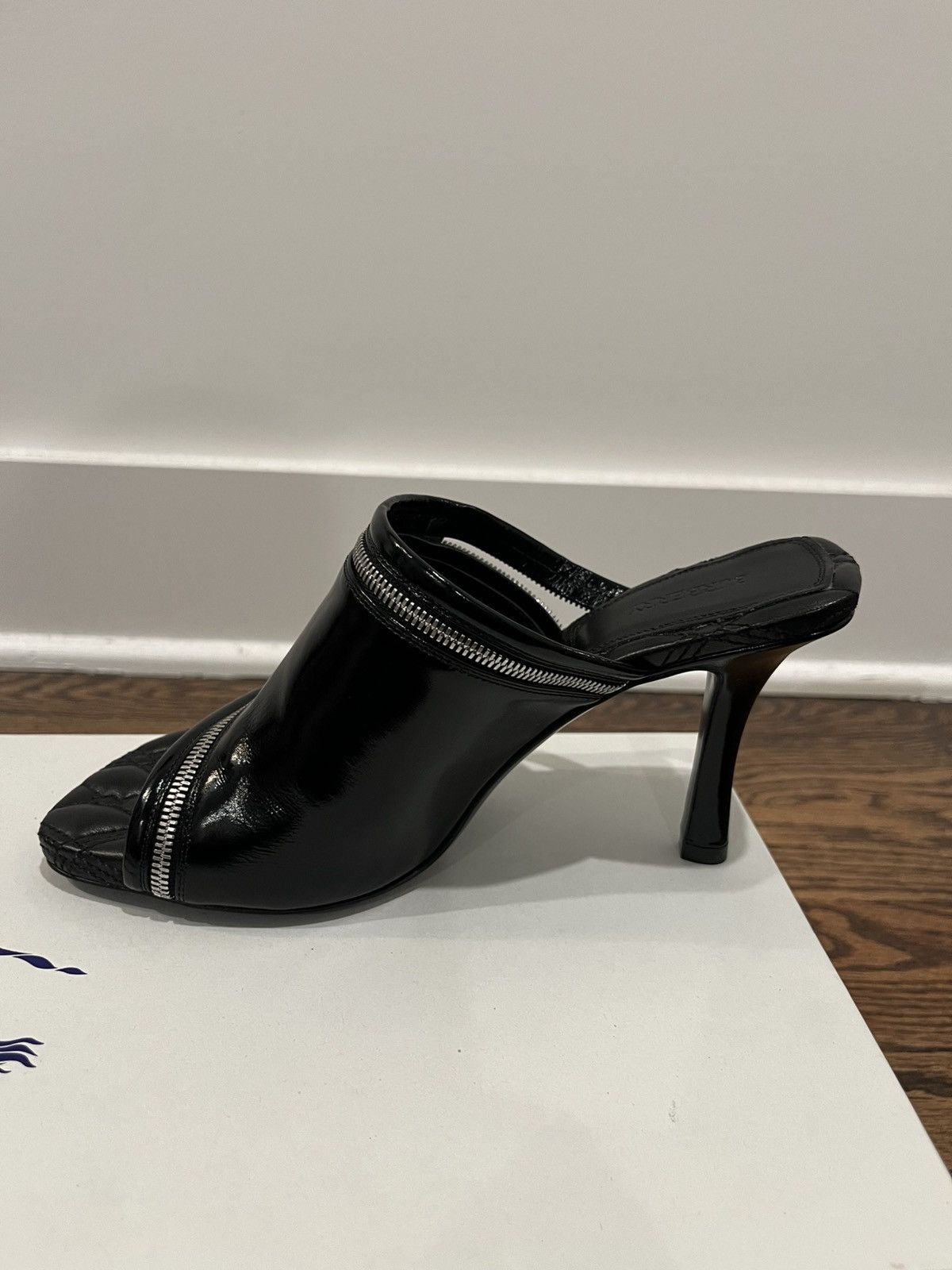 Burberry Burberry Leather Peep Sandals Size US 7 / IT 37 - 9 Thumbnail