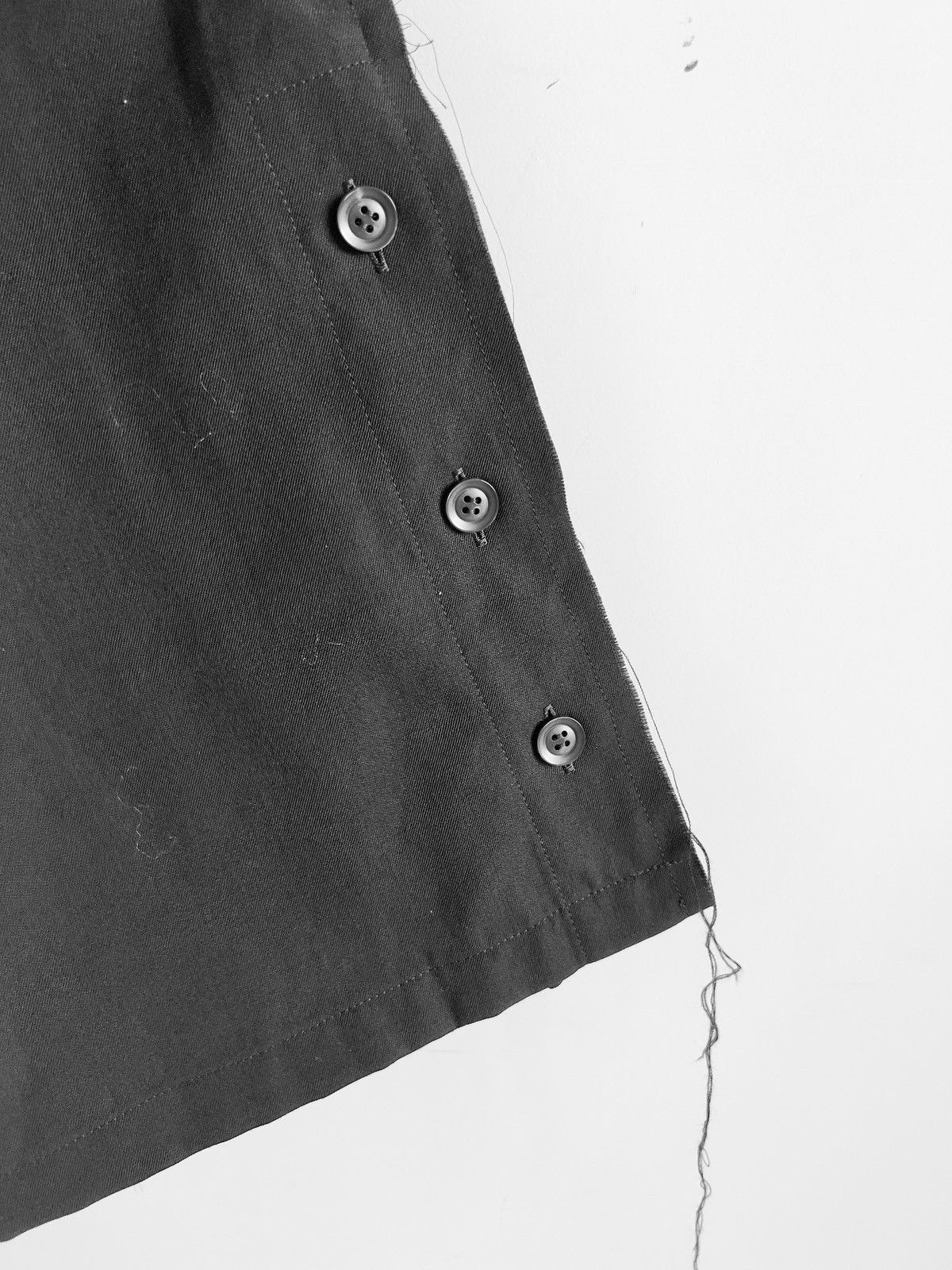 Yohji Yamamoto B Yohji Yamamoto - 19aw W/Gabardine Side Button Wide Pants Size US 28 / EU 44 - 3 Thumbnail