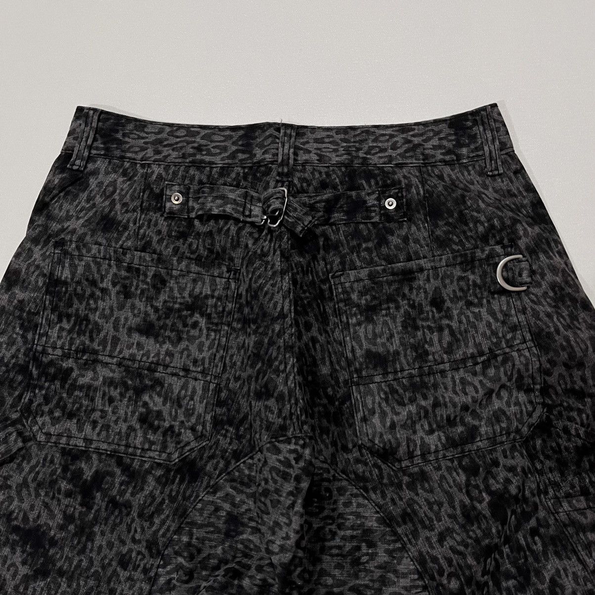 Japanese Brand semantic design cropped hareem pants leopard Size US 32 / EU 48 - 8 Thumbnail