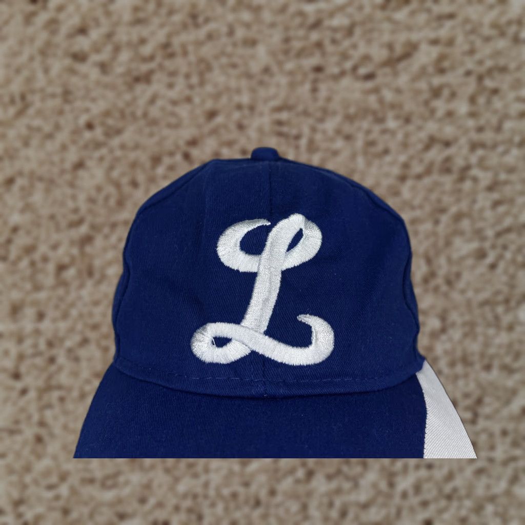 Vintage Unbranded Embroidered L Hat Cap Snap Back Adult One Size Blue Cotton Polyester Hat Cap Baseball Cap Adjustable Lightweight Size ONE SIZE - 1 Thumbnail