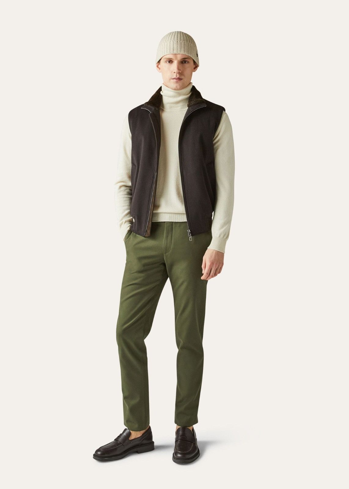 Loro Piana o1srvl11e1224 Baby Cashmere Turtleneck Sweater in Off White Size US M / EU 48-50 / 2 - 4 Thumbnail