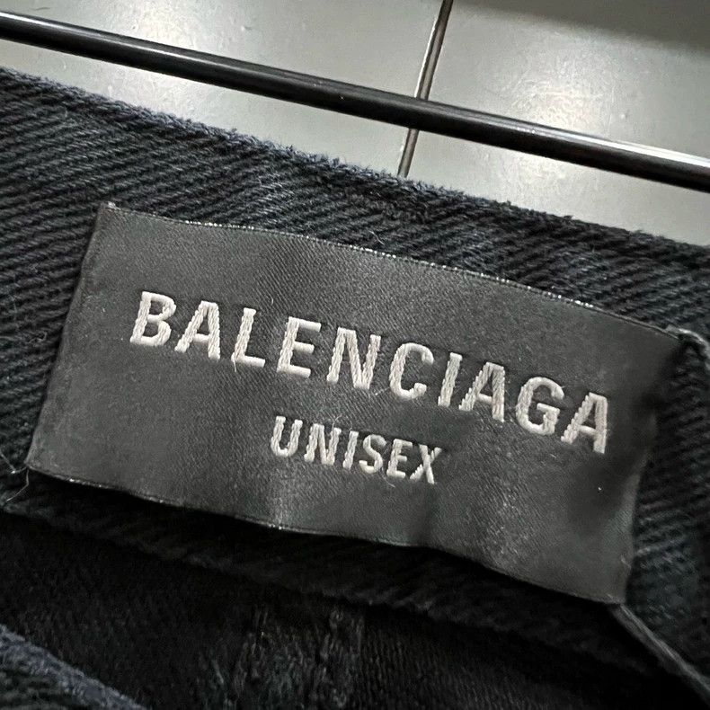 Balenciaga Balenciaga size M Black worn, torn and soiled jeans Size US 27 - 3 Thumbnail