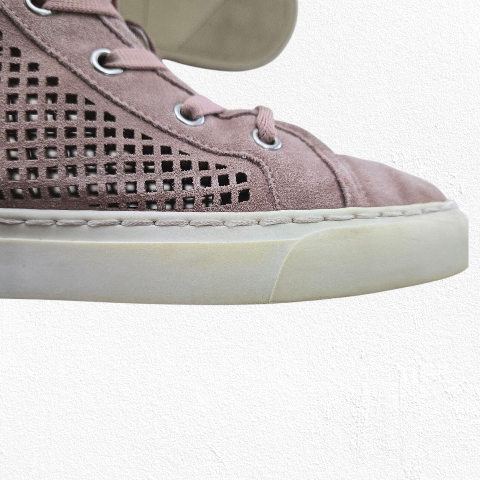 Other 1.State Pink Suede Perforated High Top Sneakers Size 8 Size US 8 / IT 38 - 8 Thumbnail