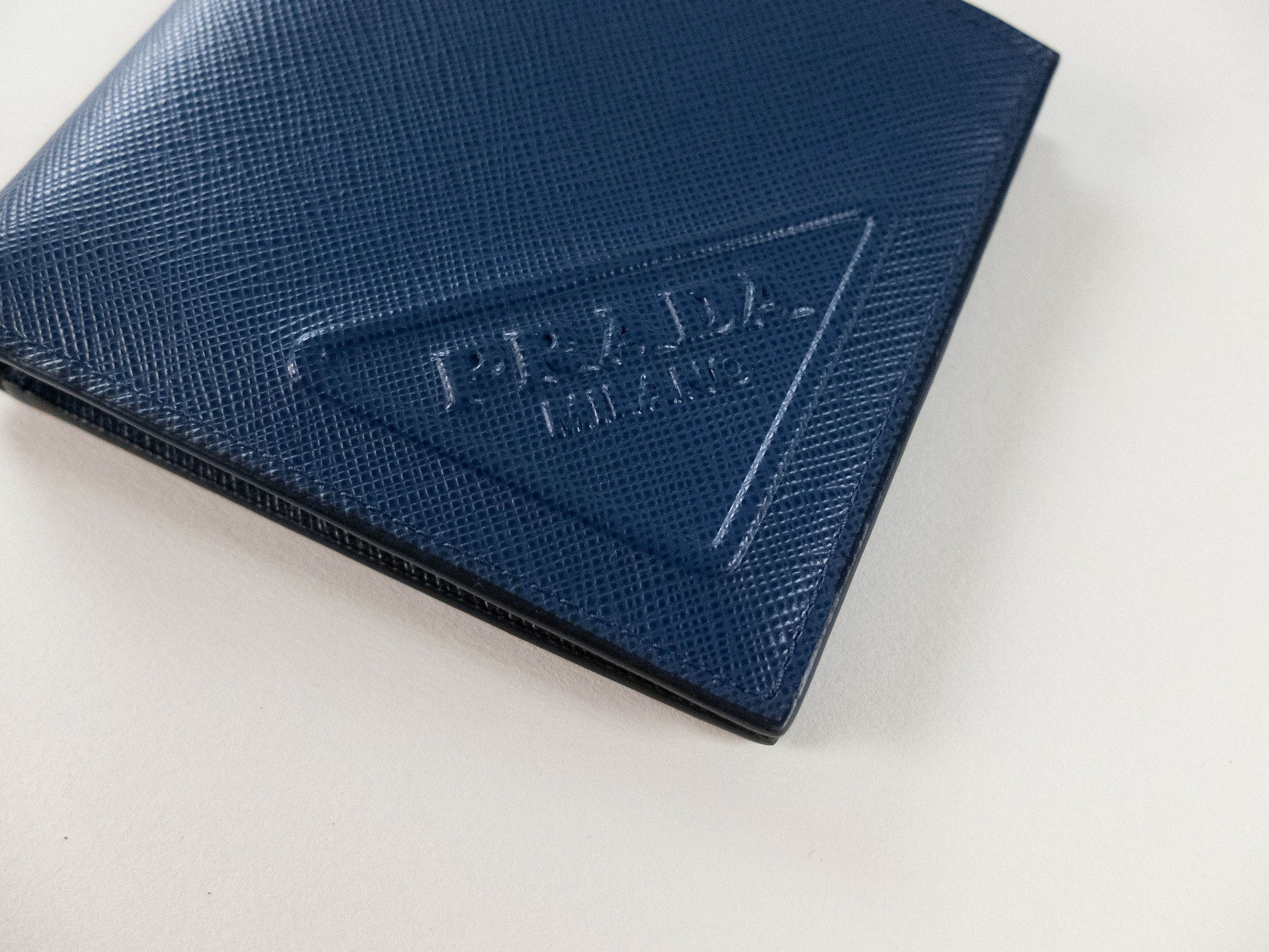 Prada PRADA blue Saffiano leather bifold triangle logo wallet Size ONE SIZE - 3 Thumbnail