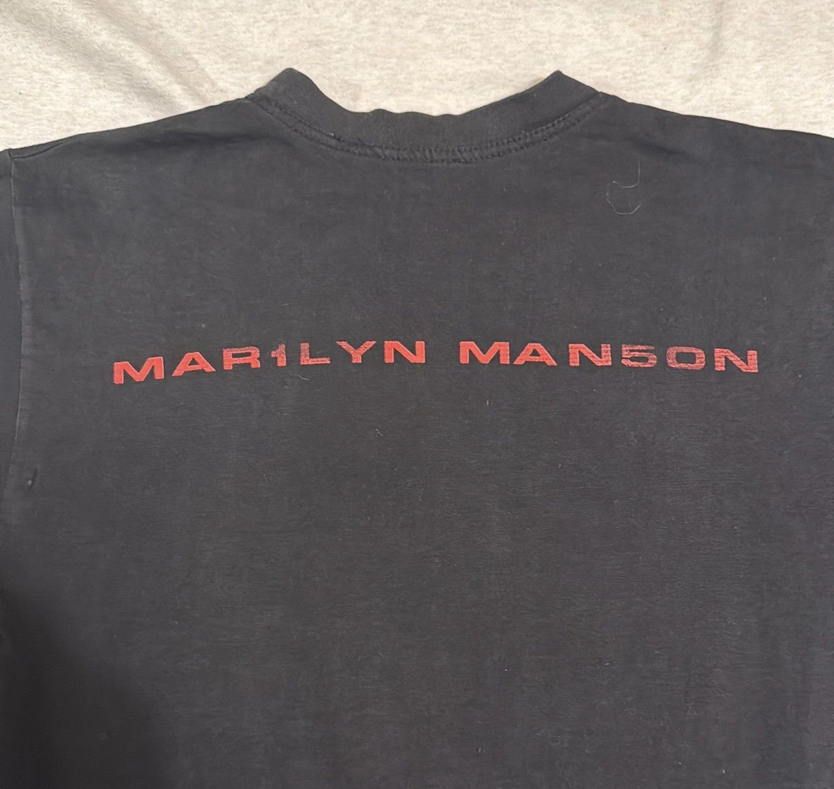 Marilyn Manson Vintage 1998 Marilyn Manson Gods in the TV T-shirt Size US M / EU 48-50 / 2 - 6 Thumbnail