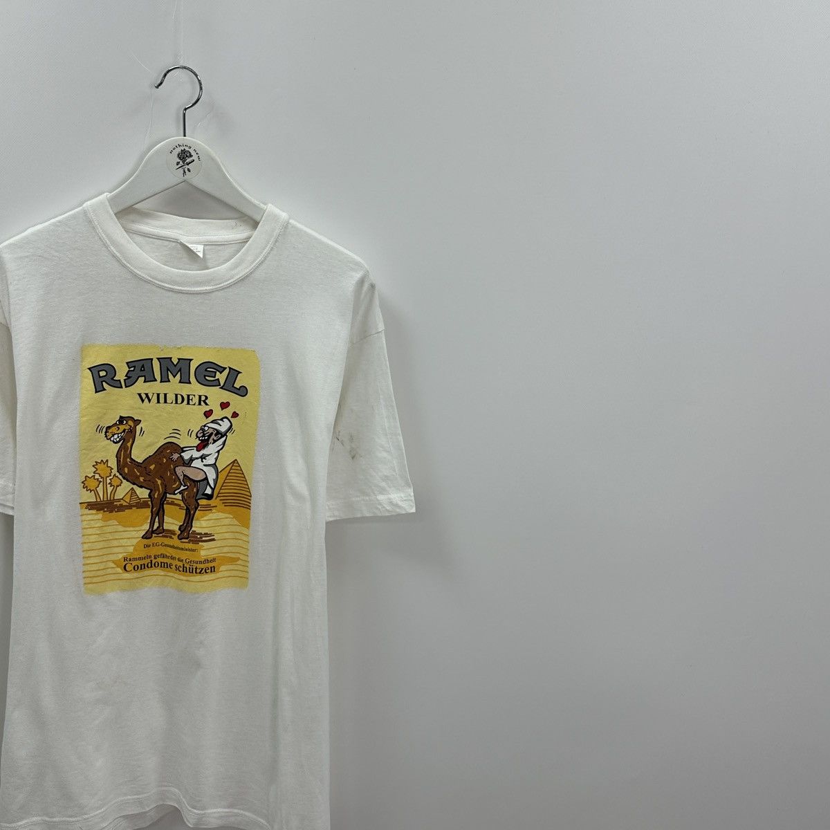 Vintage Vintage 90s Ramel Camel humor sex tee Condom promo y2k hype Size US XXL / EU 58 / 5 - 2 Thumbnail