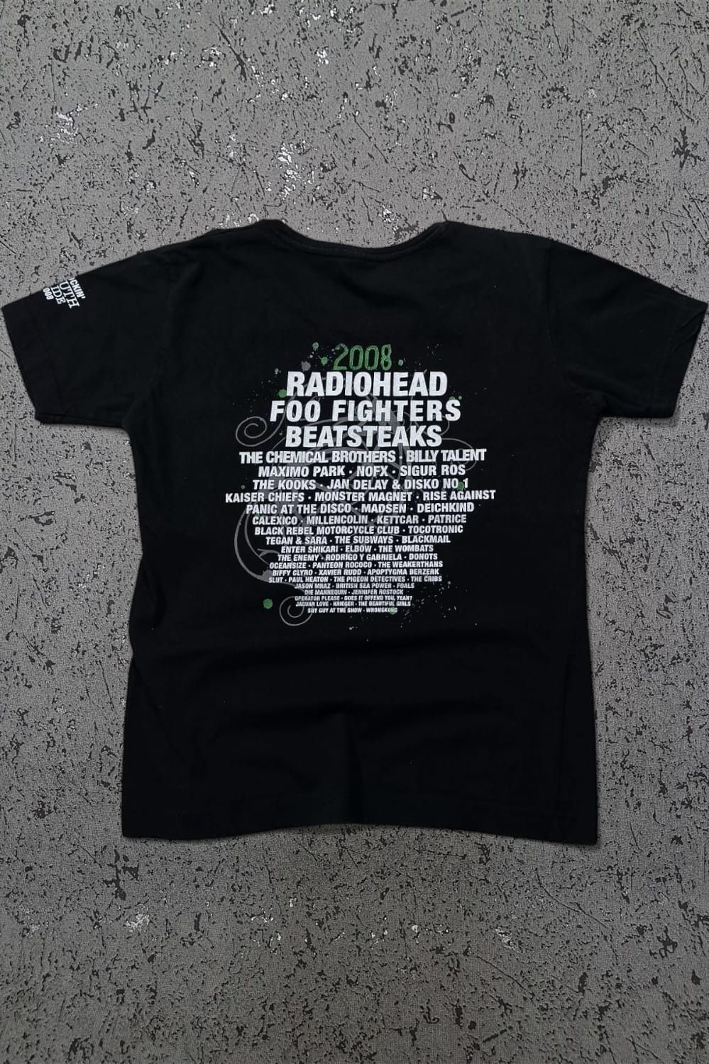 Band Tees trashed 2008 radiohead baby tee Size US XS / EU 42 / 0 - 1 Thumbnail
