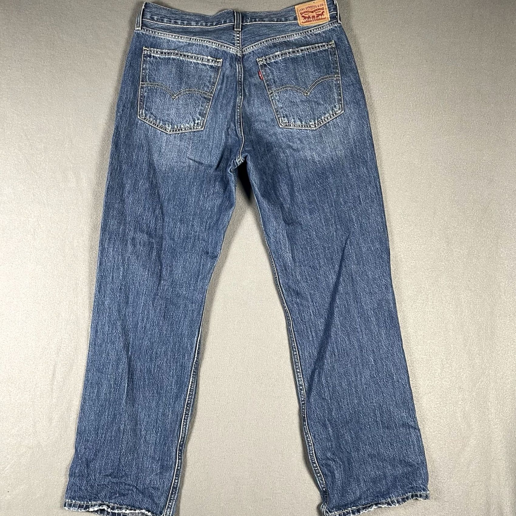Denime VINTAGE Levis Low Pro Jeans Womens 31x31 Relaxed Straight Leg Blue Denim Distressed Pants 5-Pocket Womens Men? Size 24" / US 00 / IT 34 - 5 Thumbnail