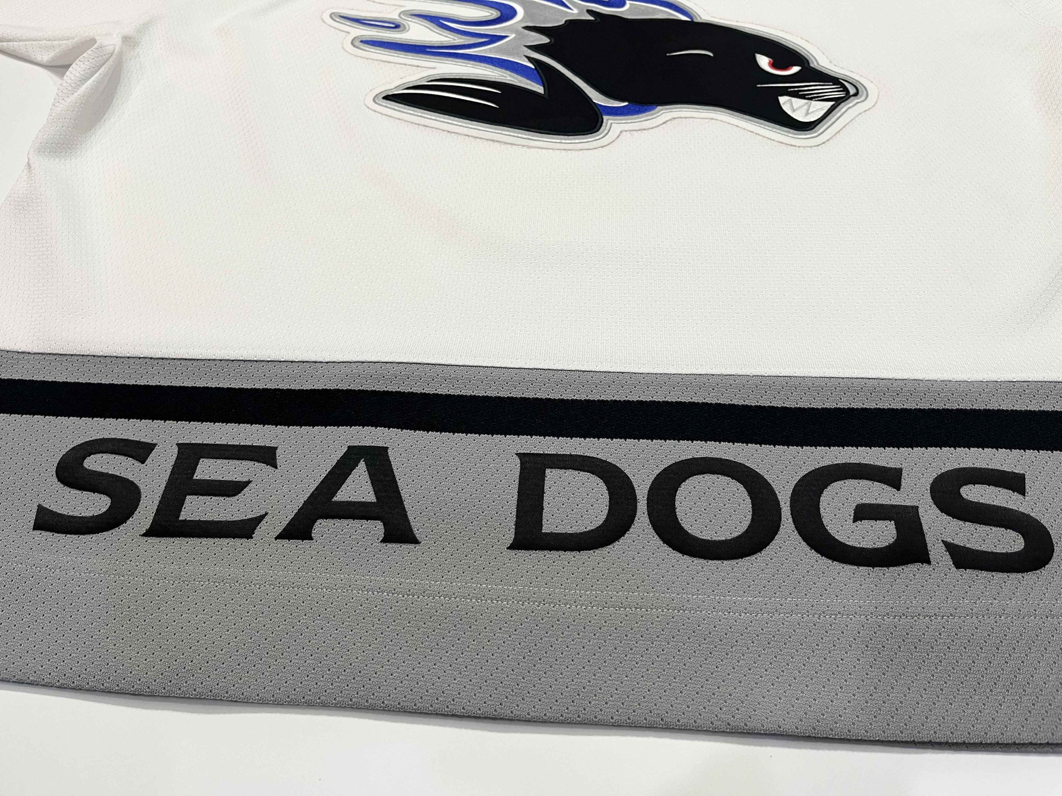 Reebok Reebok Saint John Sea Dogs QMJHL Hockey Jersey Size US L / EU 52-54 / 3 - 4 Thumbnail