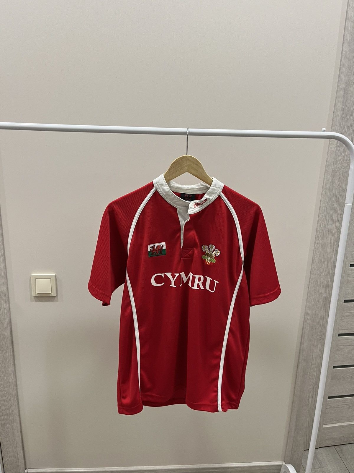 Vintage 🏈 Retro Wales Rugby Cymru Union jersey shirt blockore Size US S / EU 44-46 / 1 - 1 Thumbnail