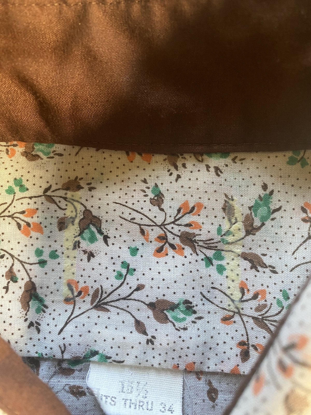 Retrofit Vintage 60’s/70’s Flower Pattern Pointy Collar Button Up Size US L / EU 52-54 / 3 - 11 Thumbnail