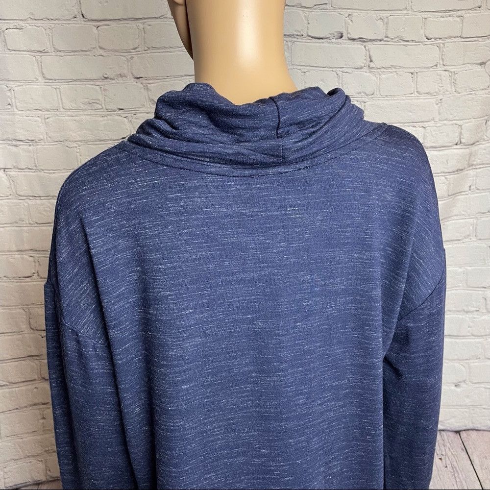 Elie Tahari NWT New Tahari Cowl Neck Sweater Blue Size M Size M / US 6-8 / IT 42-44 - 8 Thumbnail