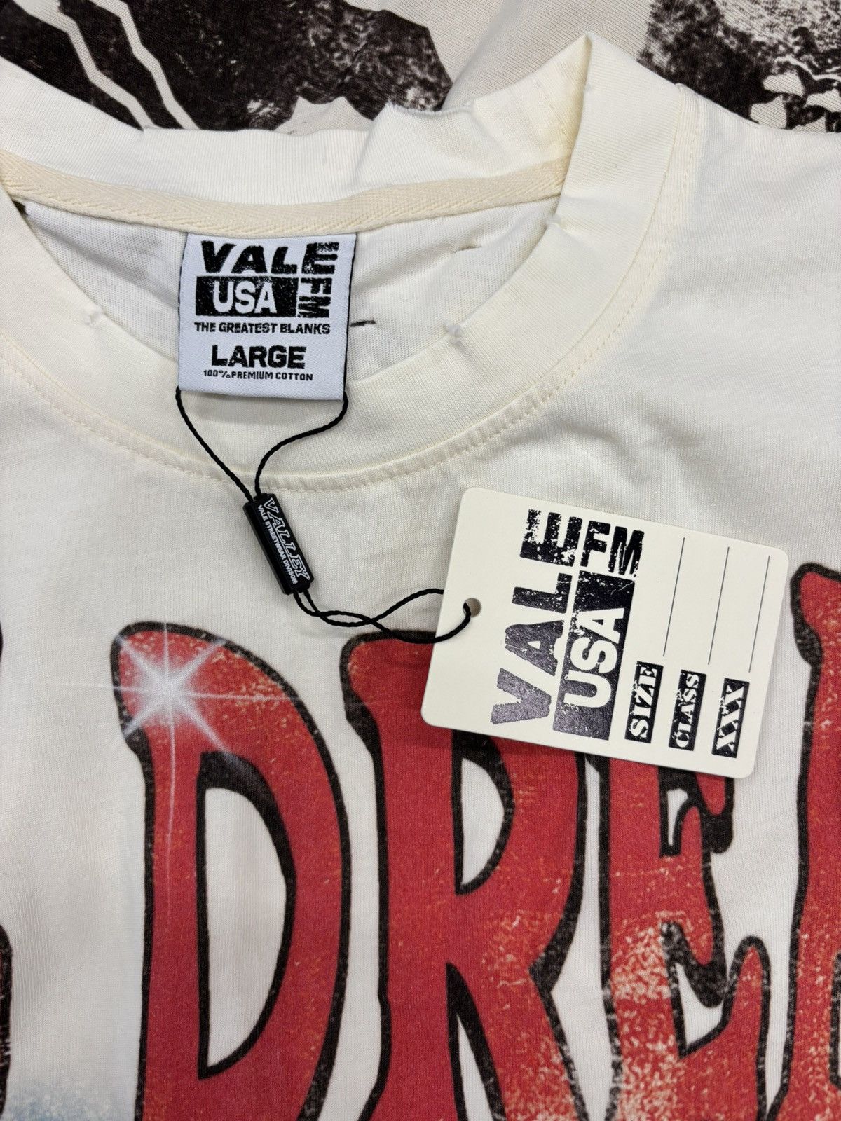 Vale Vale All Dogs Go To Heaven Tee Size US L / EU 52-54 / 3 - 3 Thumbnail