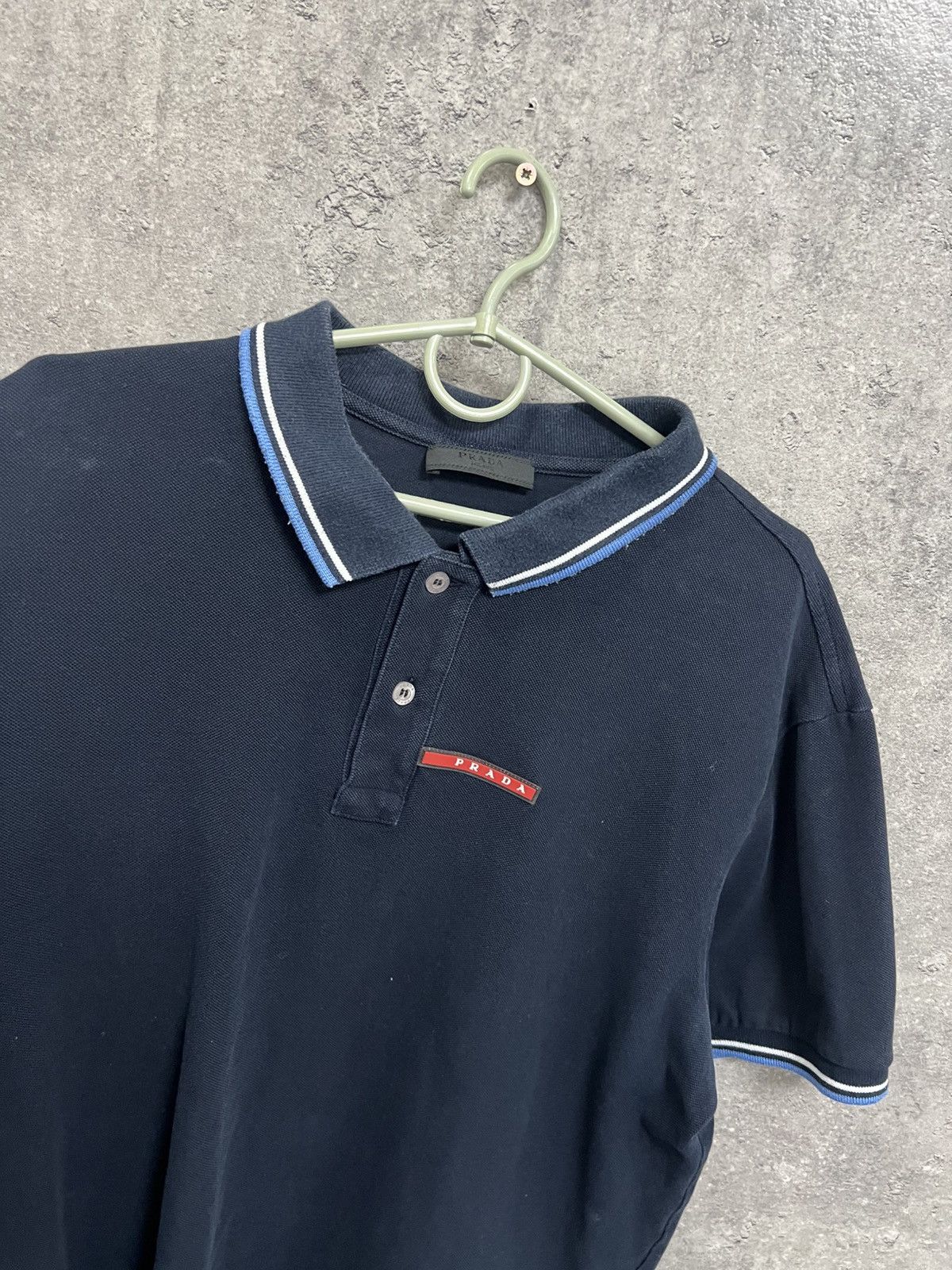 Prada Prada Polo Red Tab T Shirt Size US XXL / EU 58 / 5 - 2 Thumbnail