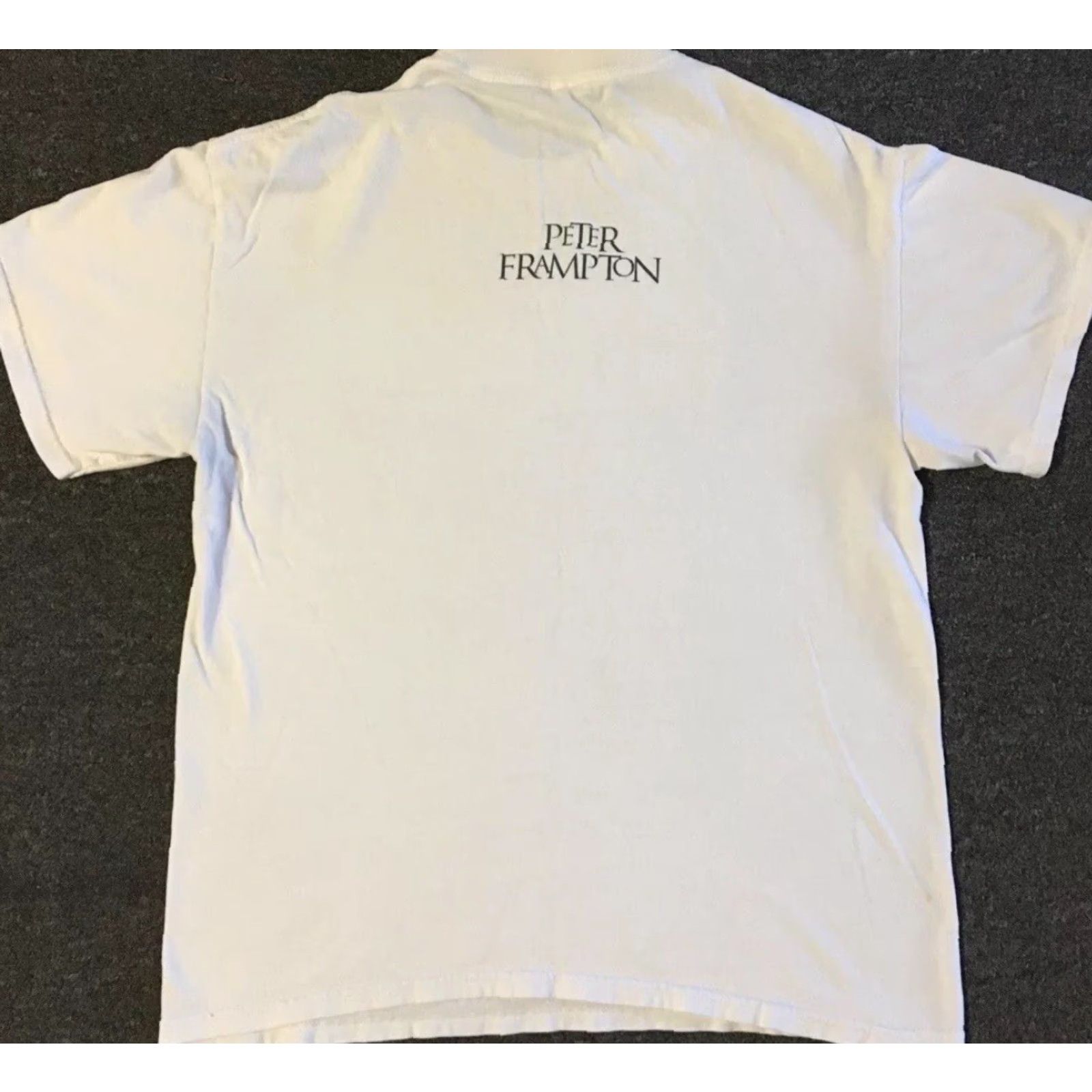 Vintage VINTAGE Foreigner Shirt Men S White Crew Neck Short Sleeve Graphic Tee 80s 90s Rock Concert Band Grunge Peter Frampton Family Of Friends Faded Size US S / EU 44-46 / 1 - 2 Thumbnail