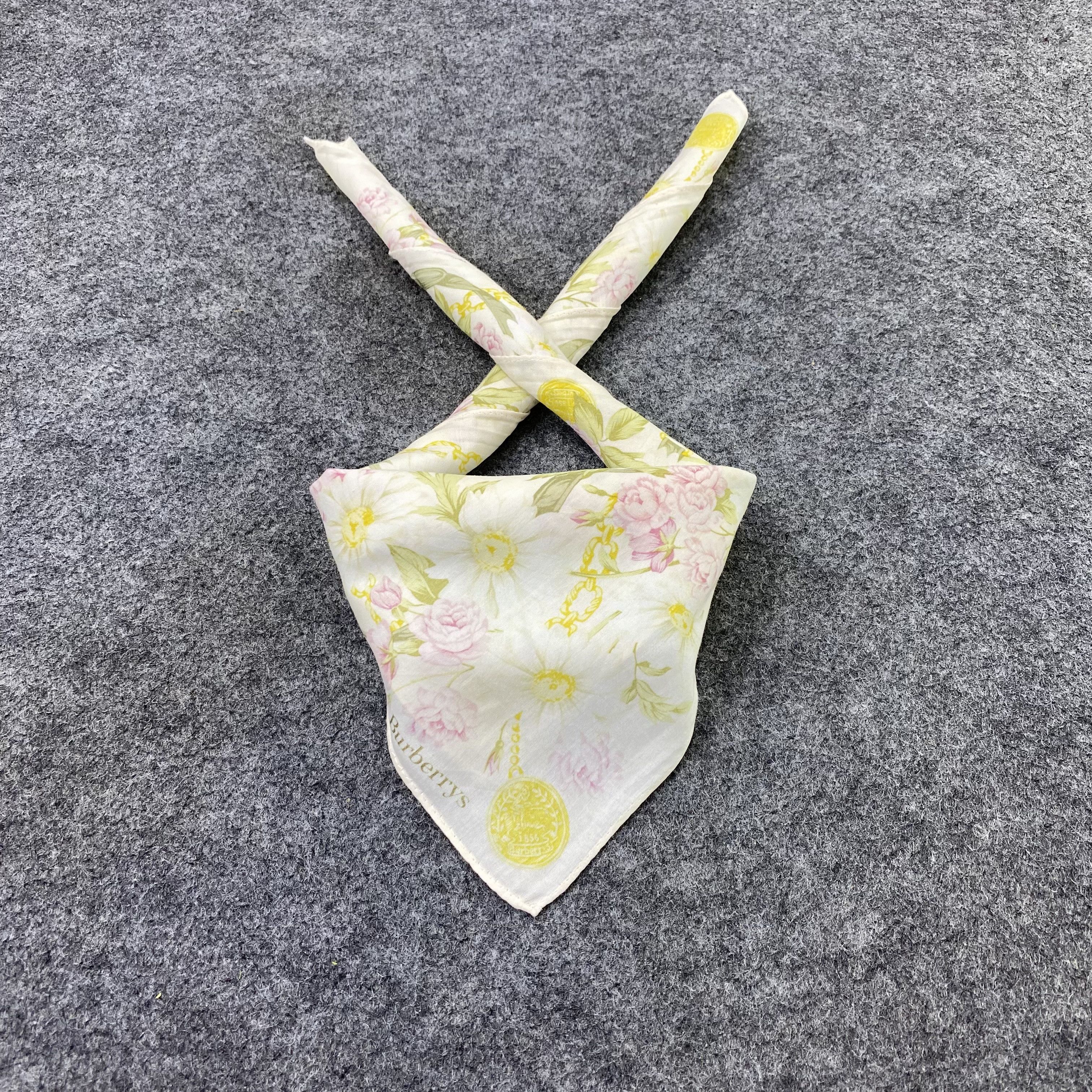 Burberry Vintage Burberrys Handkerchief / Bandana / Neckerchief-B2215 Size ONE SIZE - 2 Thumbnail