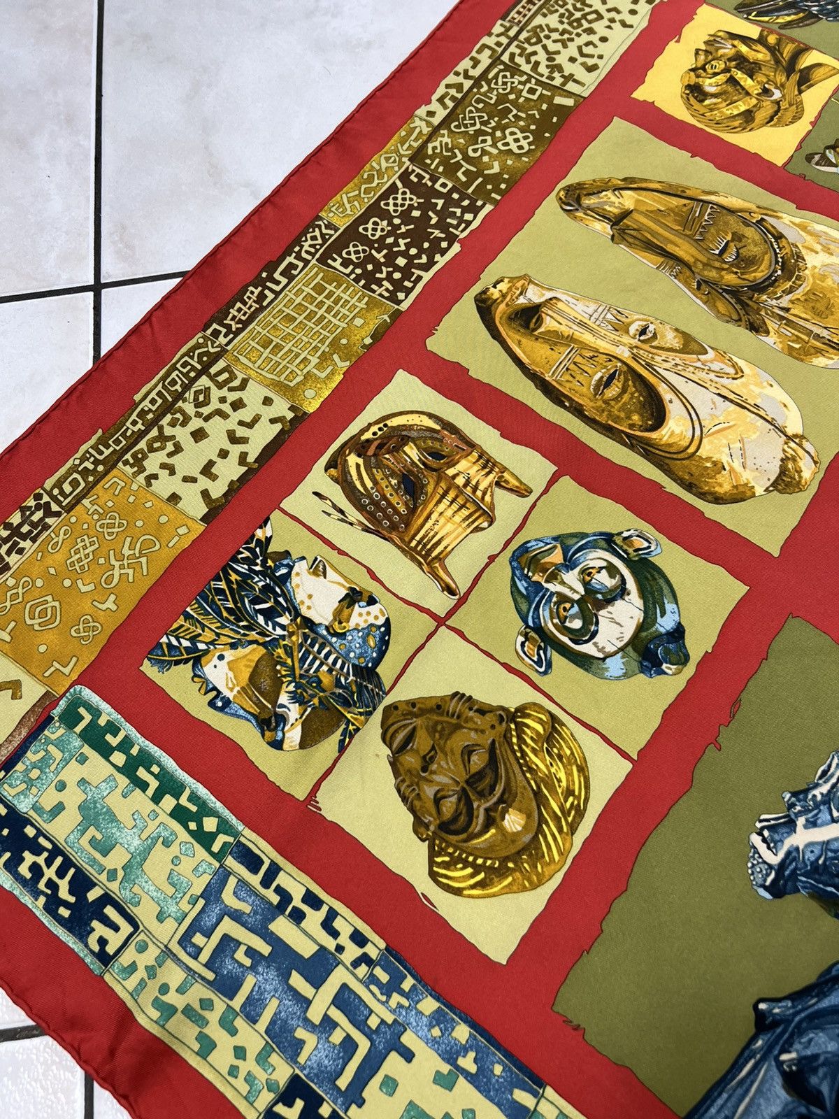 Hermes Vintage Hermes Persona loic dubigeon silk handkerchief scarf Size ONE SIZE - 13 Thumbnail