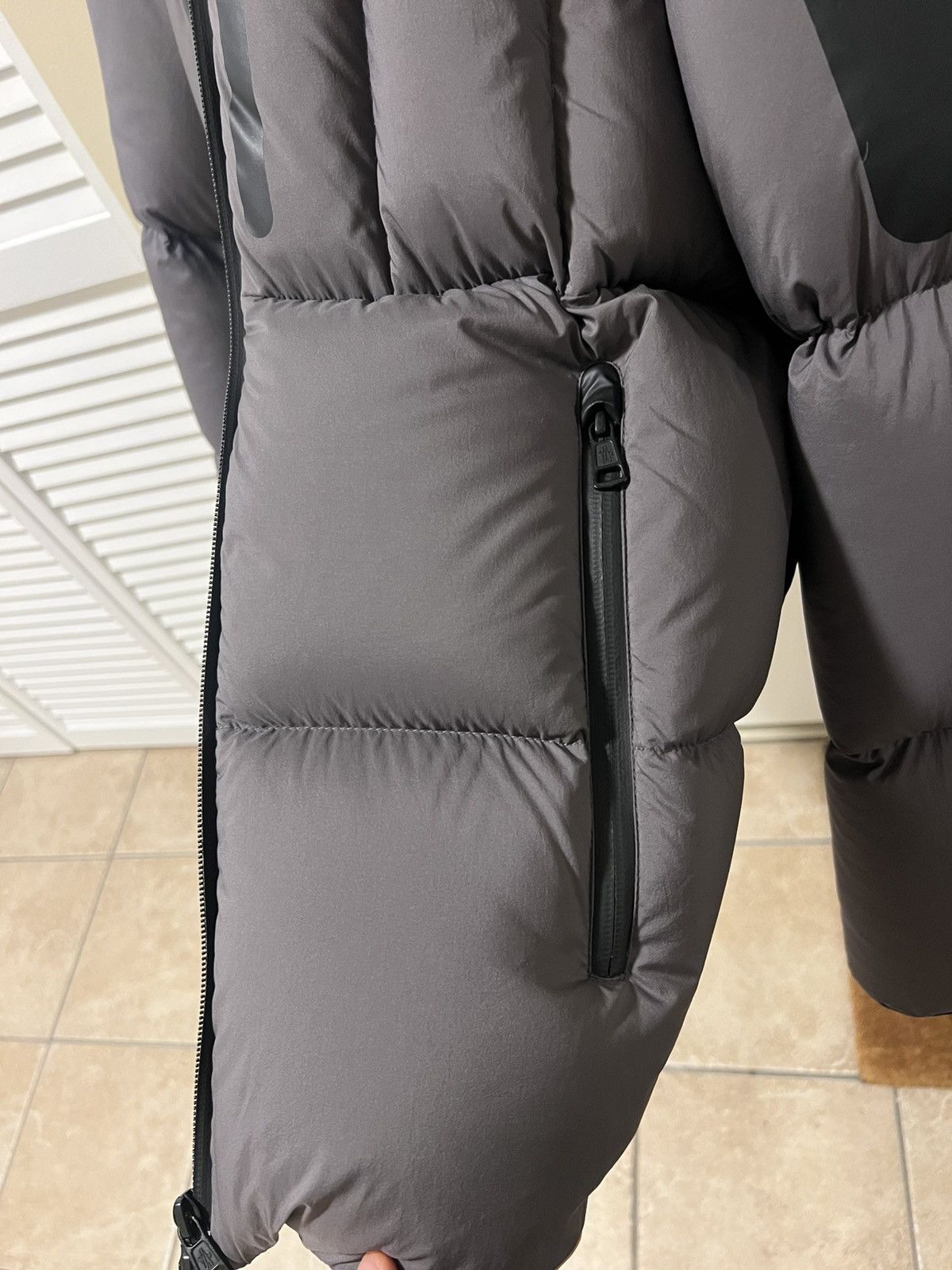 Moncler Moncler Arcachon Giubbotto Hooded Down Jacket Gray Nylon Size US M / EU 48-50 / 2 - 5 Thumbnail