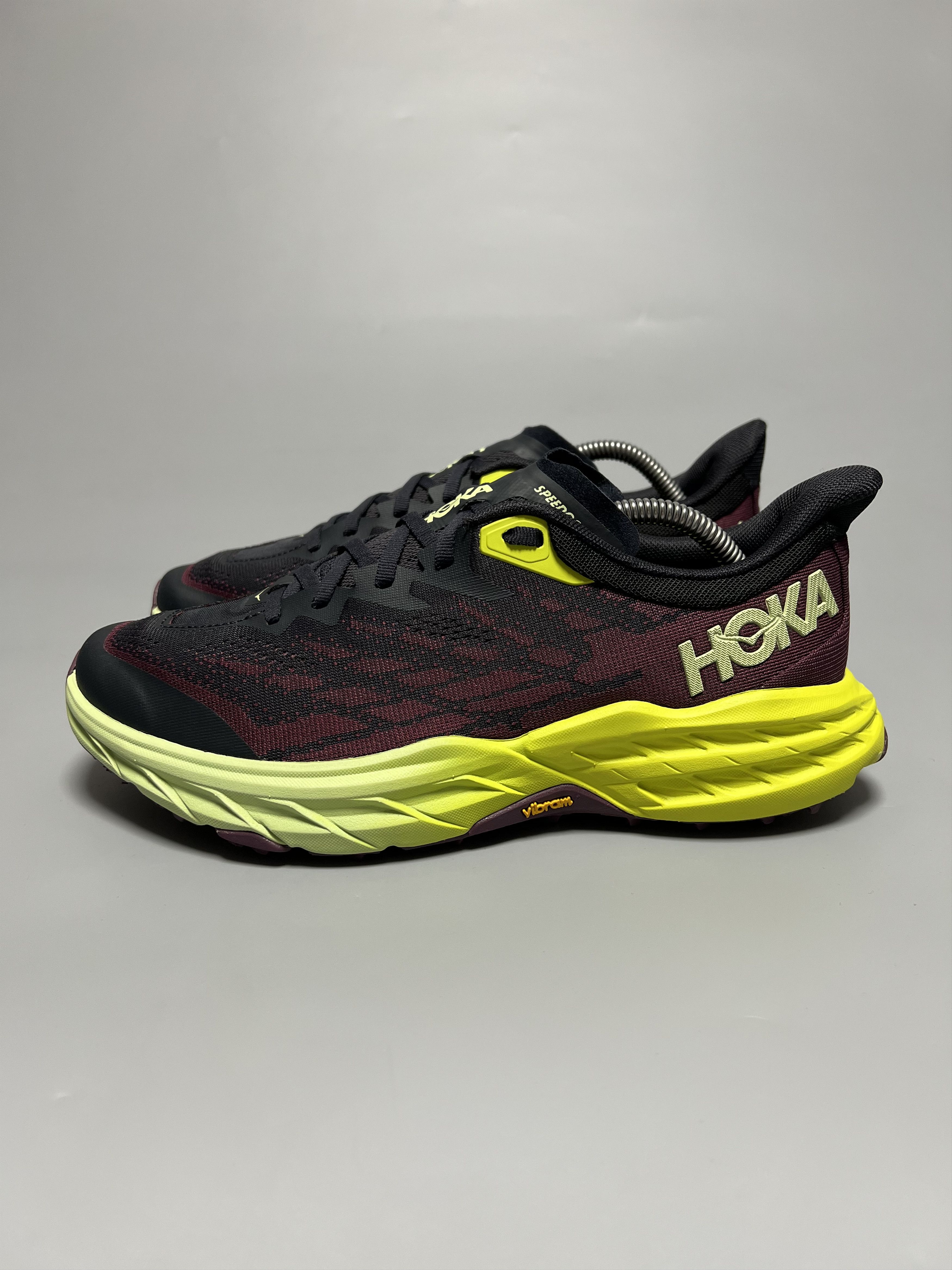 Hoka 9.5B Hoka One One Speedgoat 5 Women's Trail Running Shoes Size US 9.5 / IT 39.5 - 2 Thumbnail
