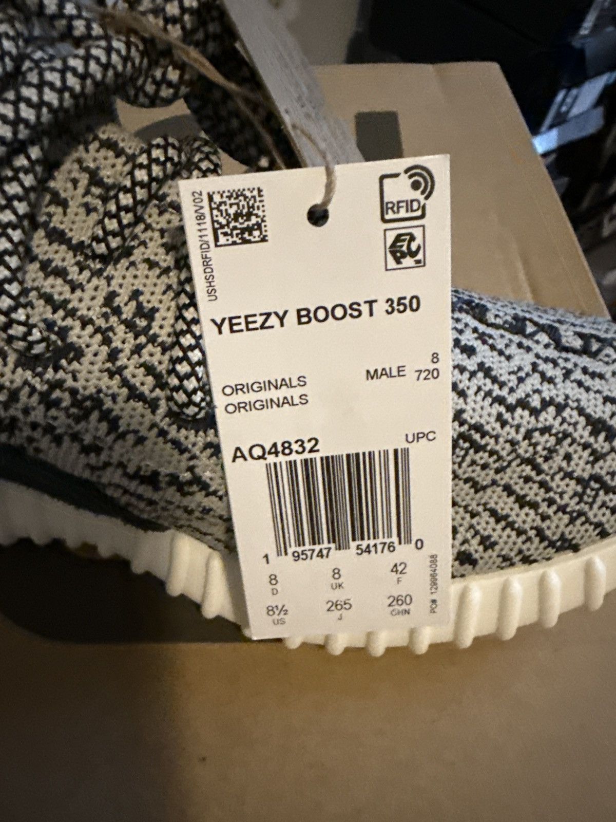 Yeezy YZY 350 Original Turtle Size US 8.5 / EU 41-42 - 2 Thumbnail