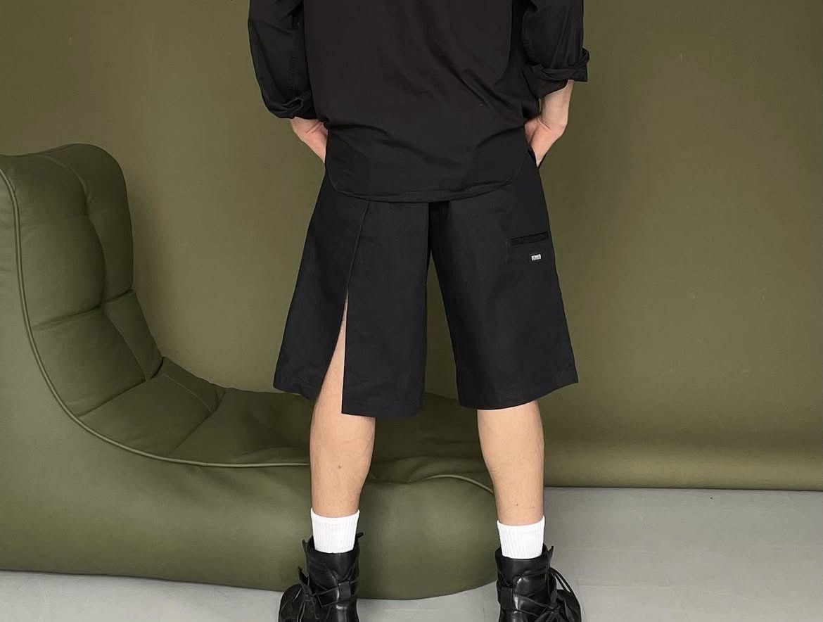 Vetements SS2016 VETEMENTS WORKWEAR SHORTS Size US 30 / EU 46 - 13 Thumbnail