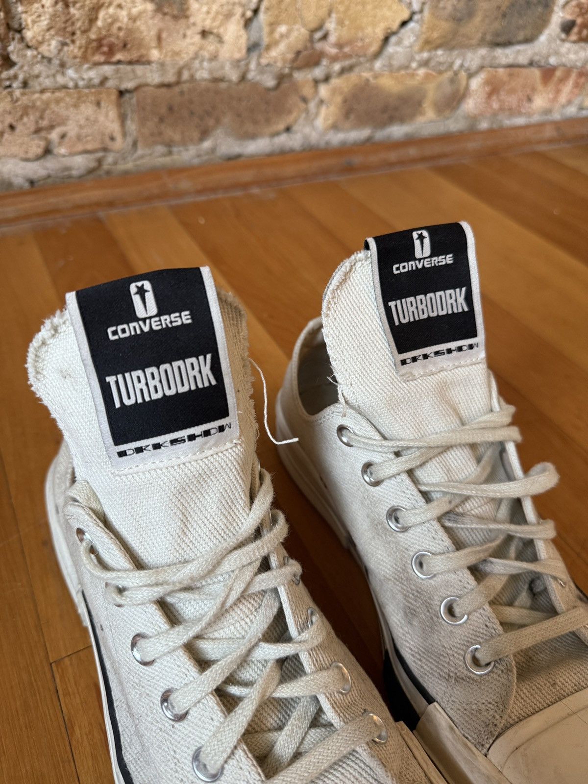 Converse × Rick Owens Drkshdw Rick Owens Drkshdw x Converse Low Top Sneaker Size US 9 / EU 42 - 2 Thumbnail
