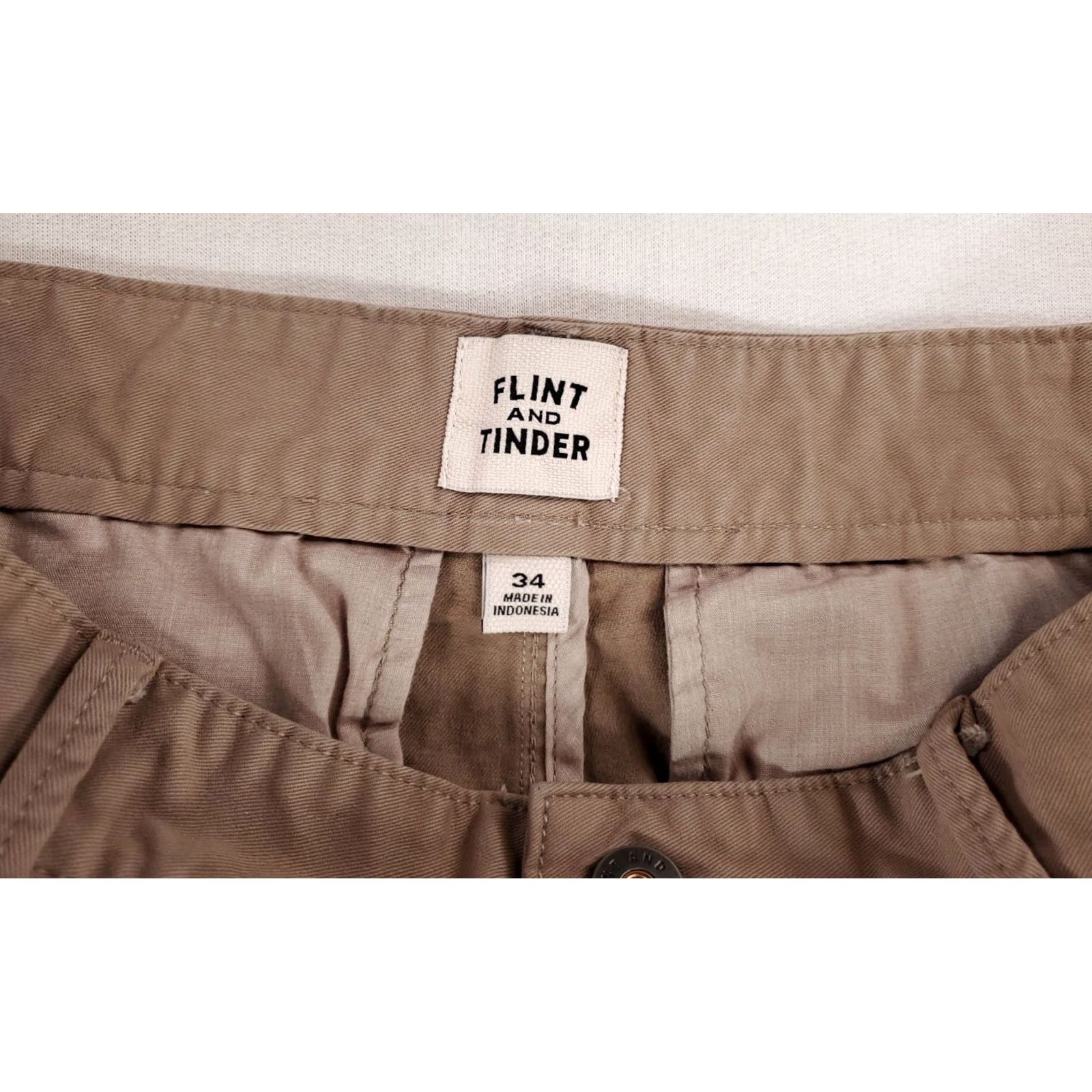 Flint And Tinder Flint and Tinder Shorts 365 Beige Tan Zip Fly Mens 34 Chino Tan Size US 34 / EU 50 - 2 Thumbnail