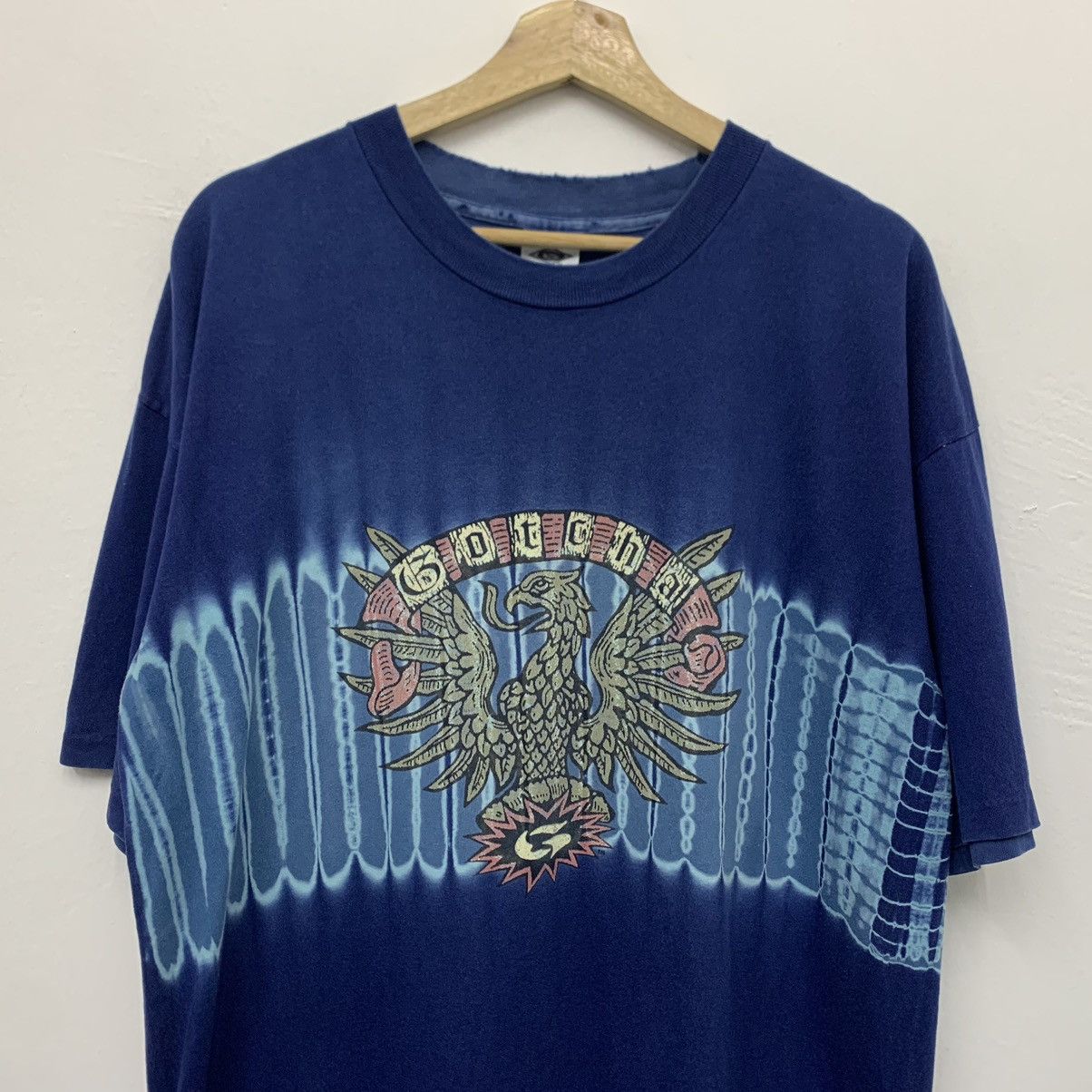 Gotcha × Vintage Distressed Vintage 90s Gotcha Surfing t-shirt Size US L / EU 52-54 / 3 - 3 Thumbnail
