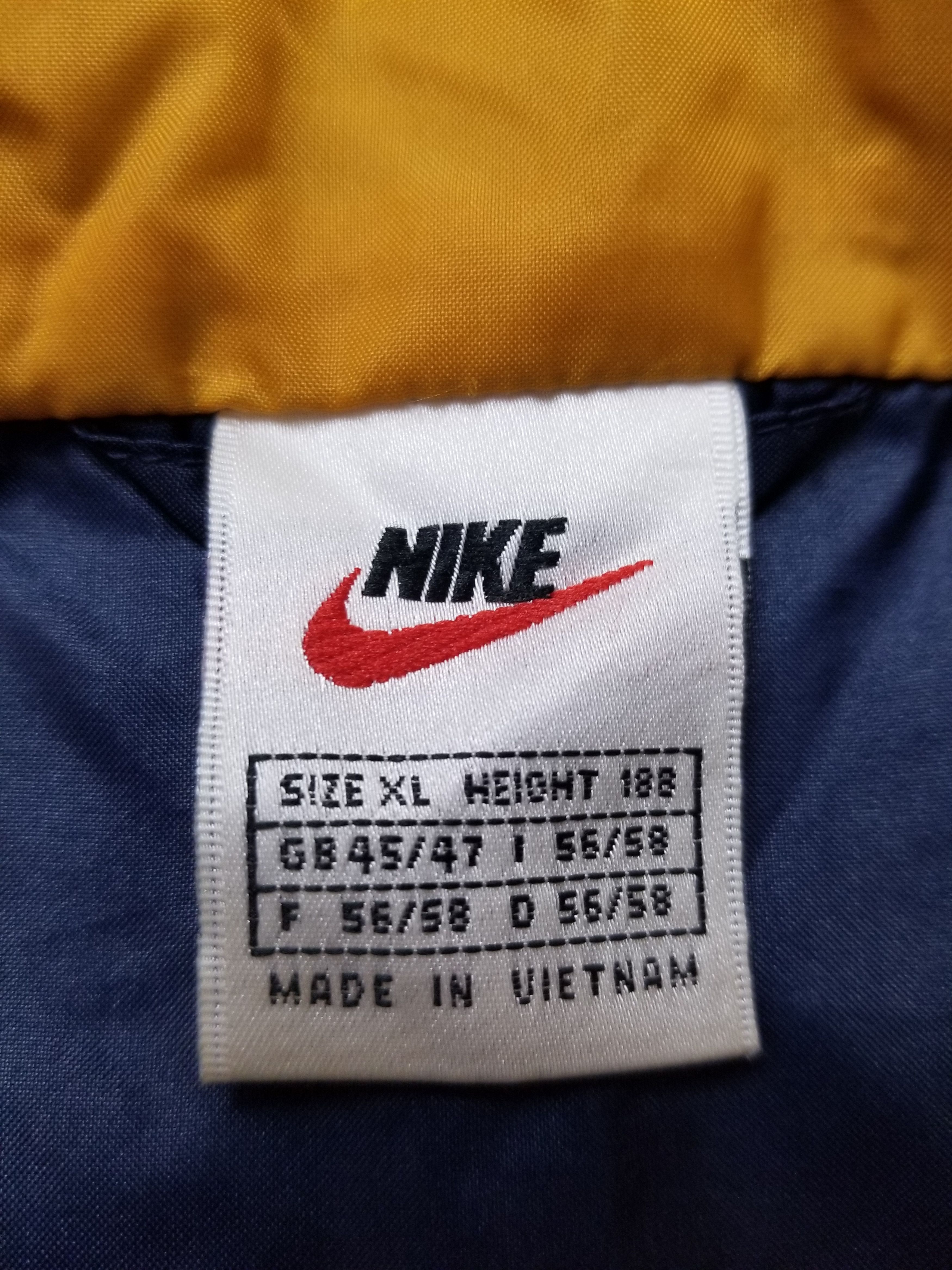 Nike Vintage Nike 90s Windbreaker Jacket Lined Navy Blue Mustard Size US XL / EU 56 / 4 - 15 Thumbnail