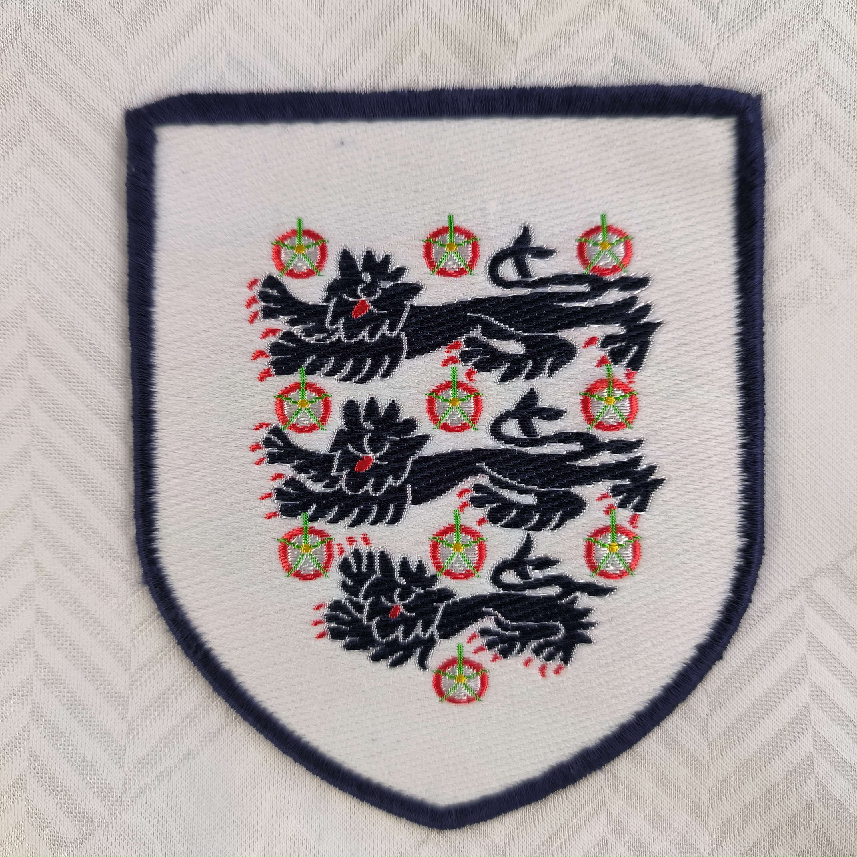Umbro England 1993-95 Umbro home football jersey shirt size XL Size US XL / EU 56 / 4 - 3 Thumbnail