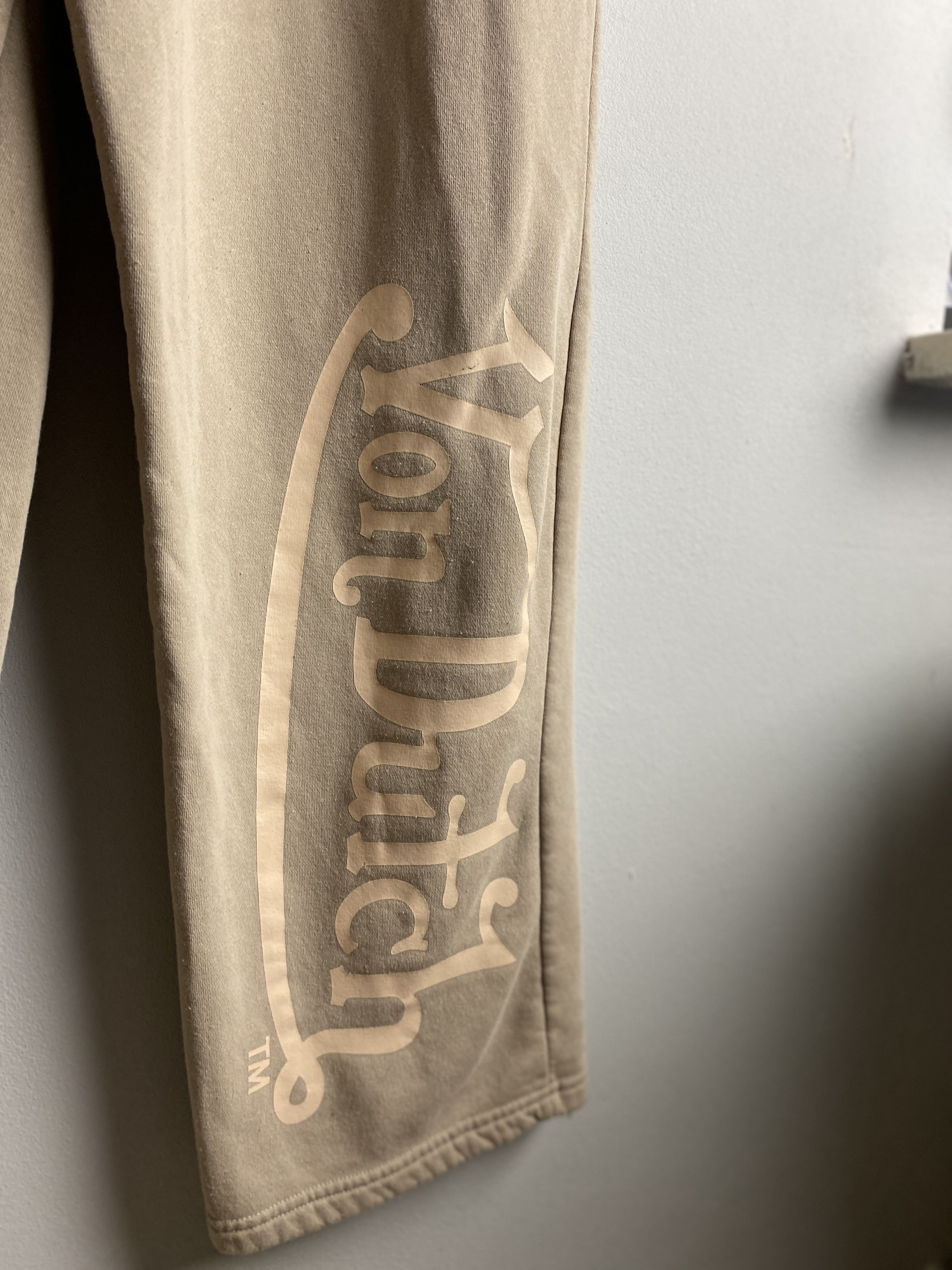 Von Dutch Von Dutch SET sweatpants sweatshirt big logo Size US L / EU 52-54 / 3 - 10 Thumbnail