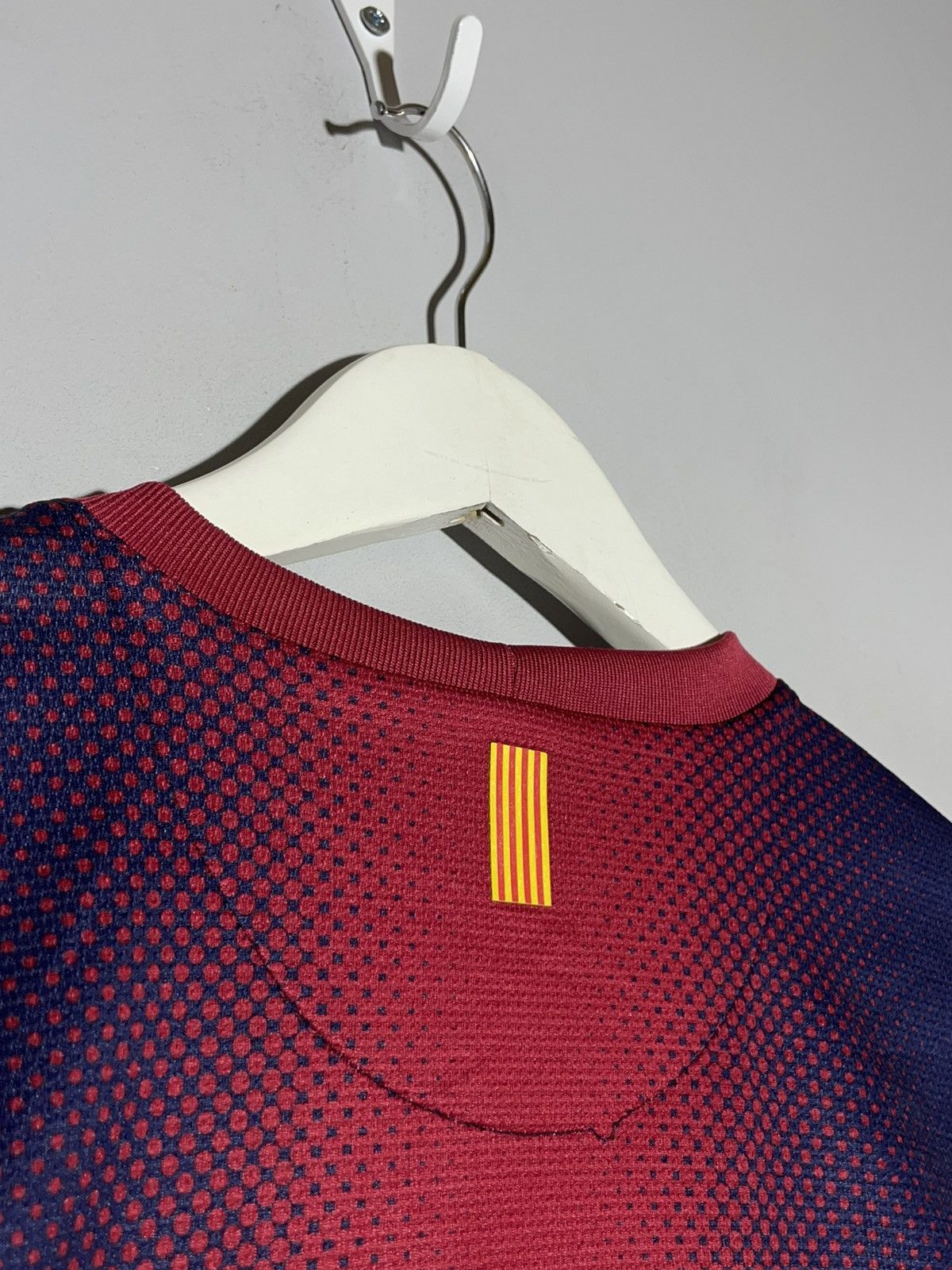 Nike F.C Barcelona Nike 2013/14 Home Y2k Football Shirt Size US S / EU 44-46 / 1 - 13 Thumbnail