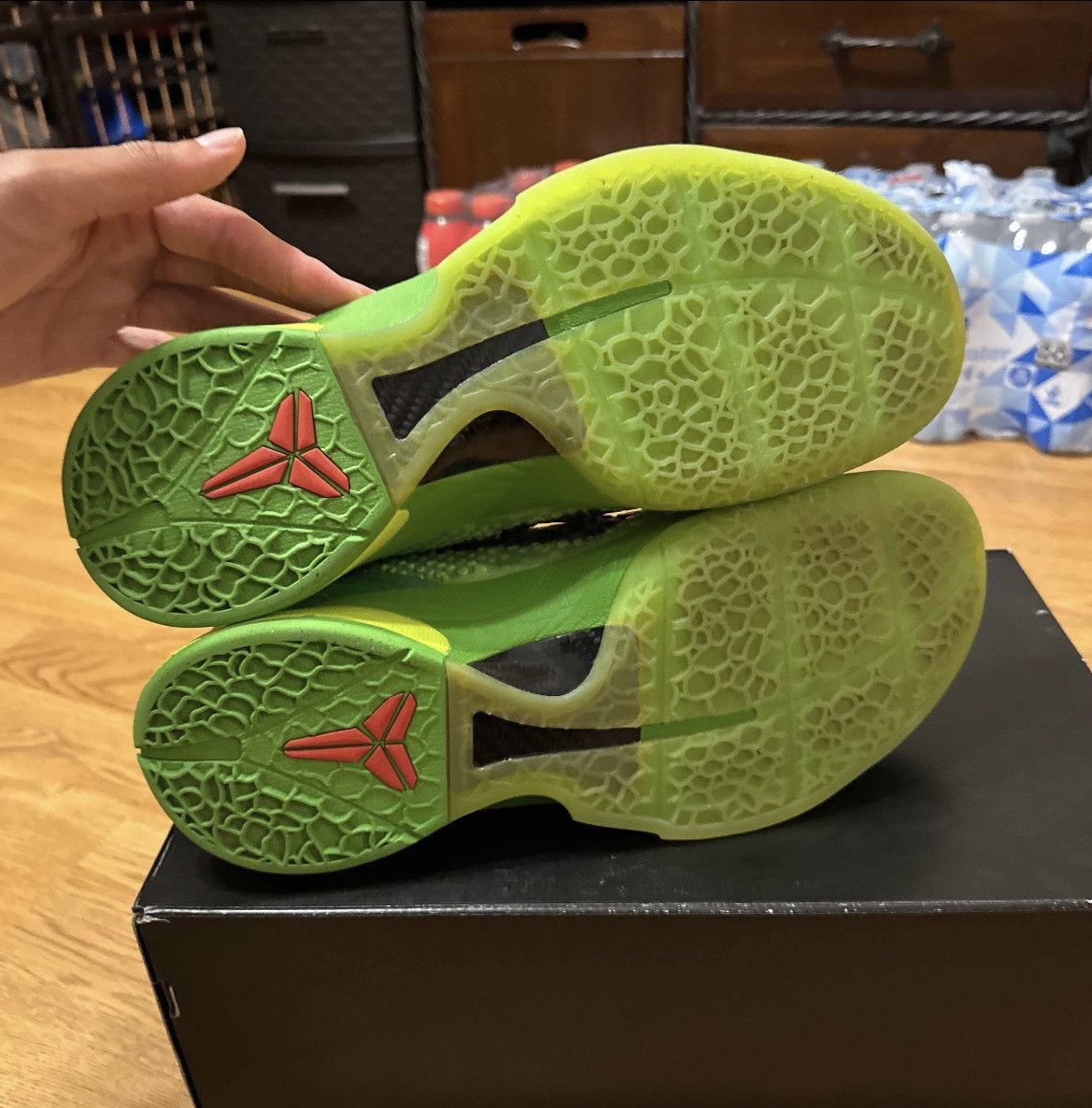 Nike Kobe 6 Grinch Size US 13 / EU 46 - 5 Thumbnail