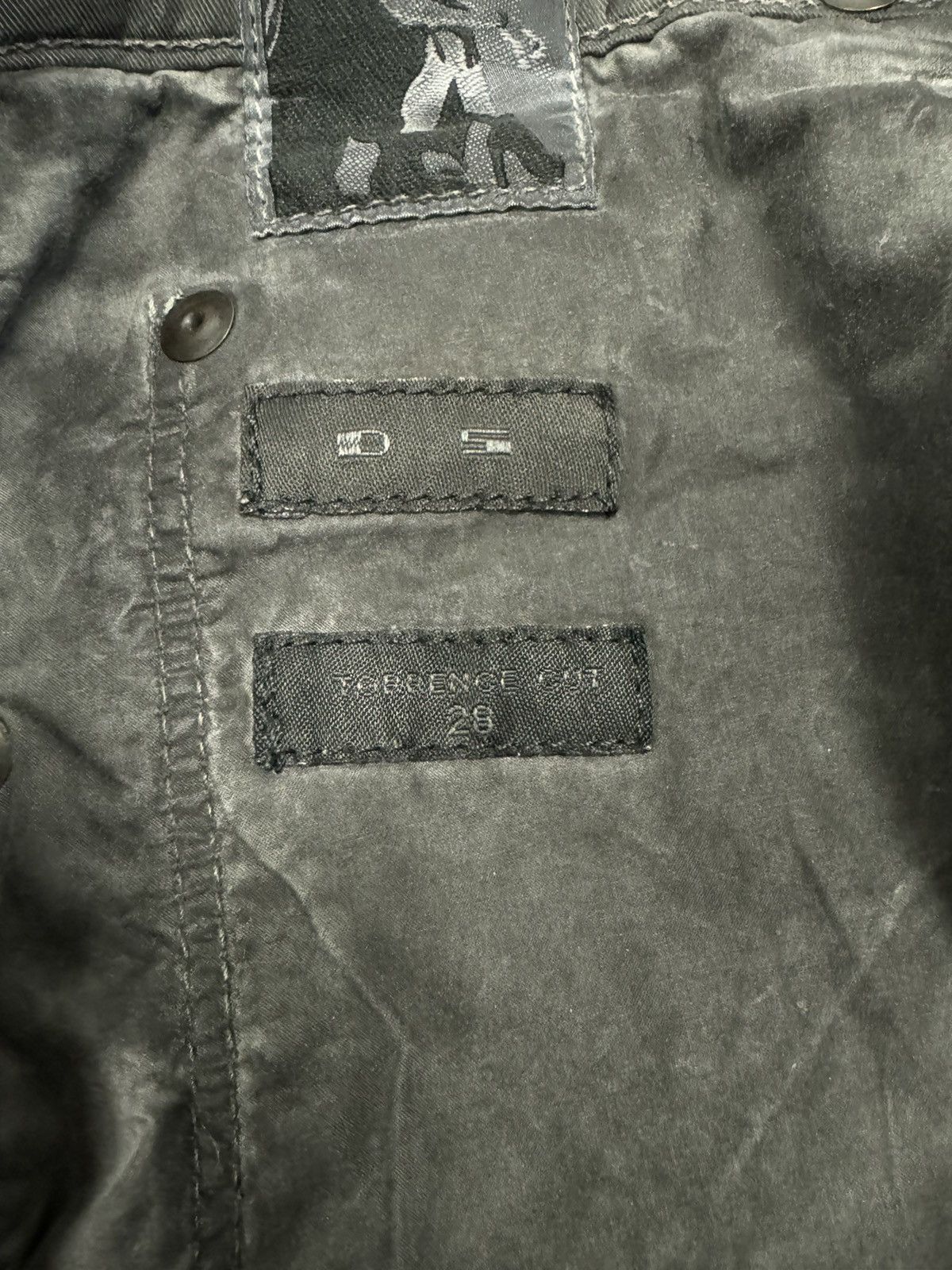 Rick Owens × Rick Owens Drkshdw Rick Owens Torrence Cut Waxed Denim Size US 28 / EU 44 - 11 Thumbnail