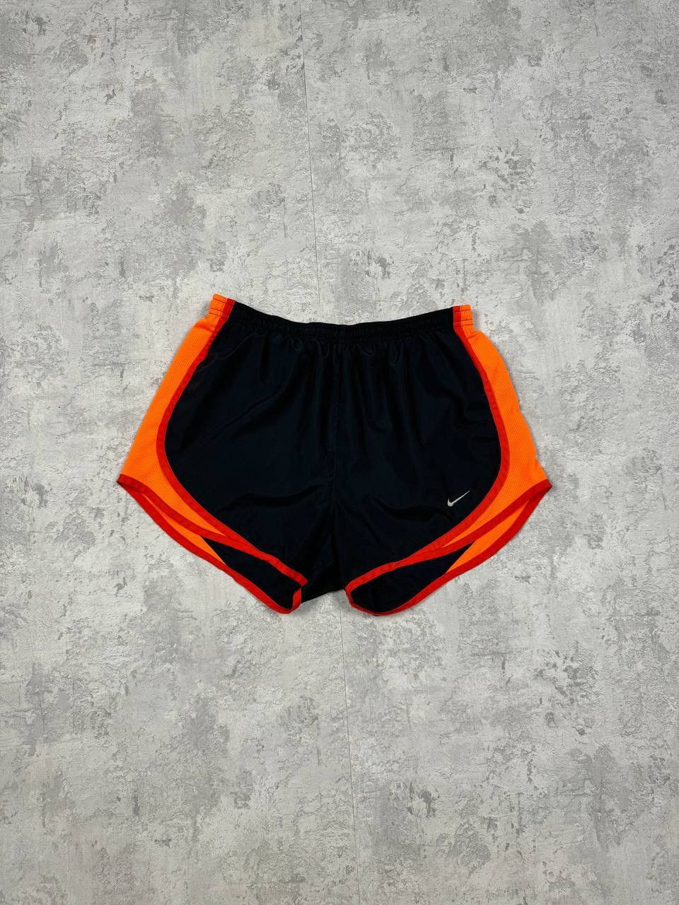 Nike Vintage Nike Running Shorts Size S Size US 30 / EU 46 - 1 Thumbnail