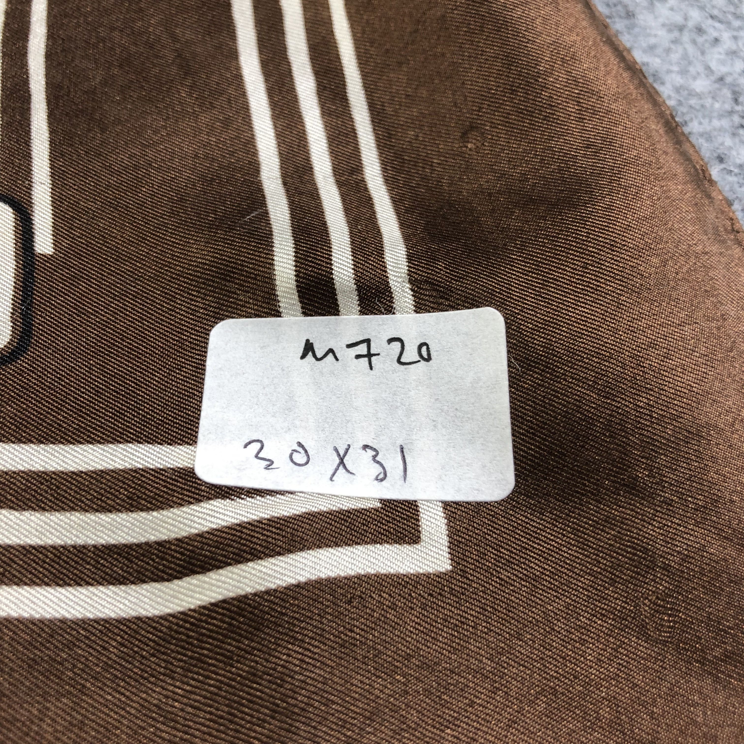 Vintage Vintage Raoul Bruckert Hand Rolled Silk Scarf M720 Size ONE SIZE - 9 Thumbnail