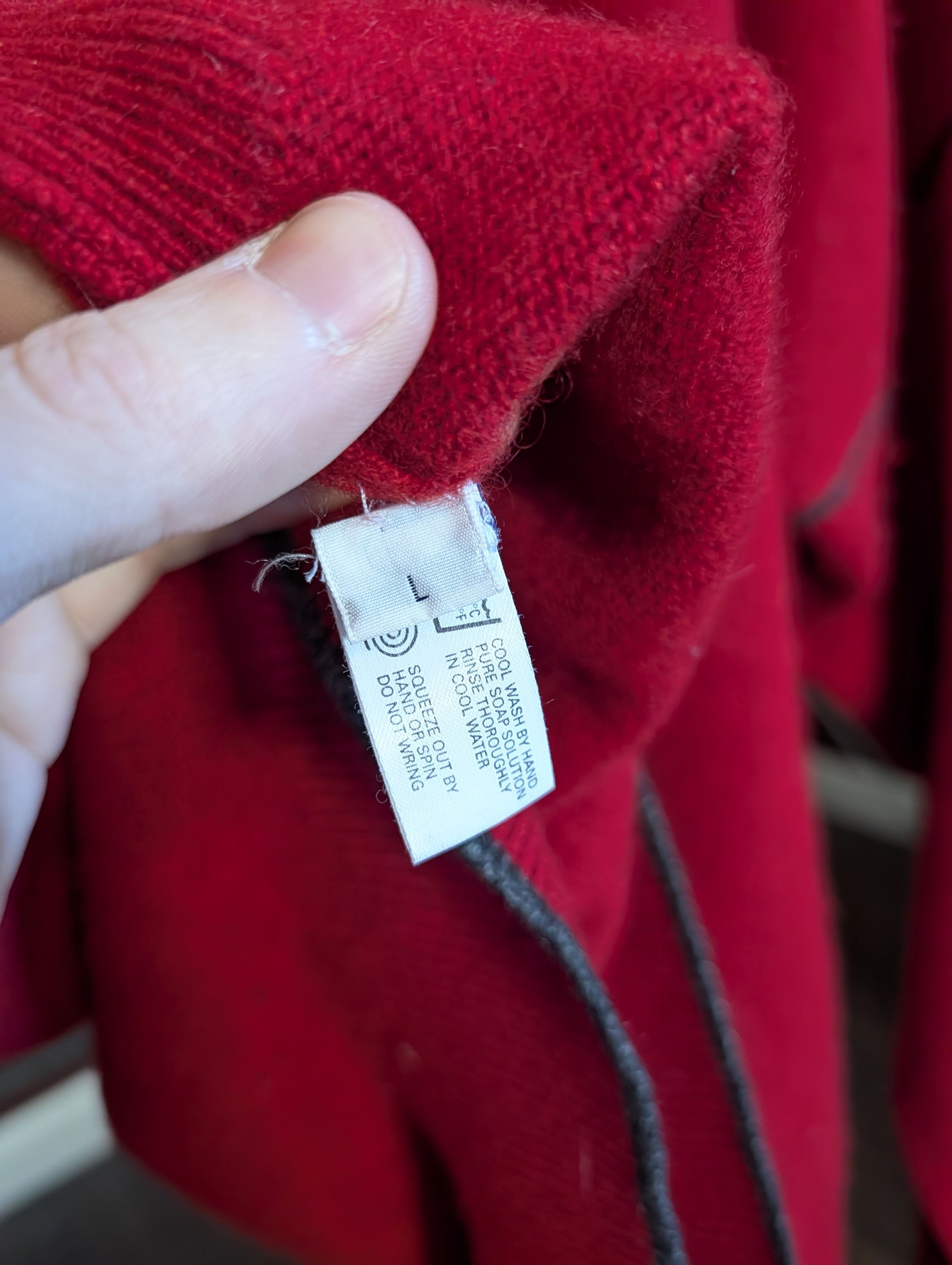 Bullock & Jones VTG Pure Cashmere Red Made in Scotland Knit Sweater Size US L / EU 52-54 / 3 - 11 Thumbnail